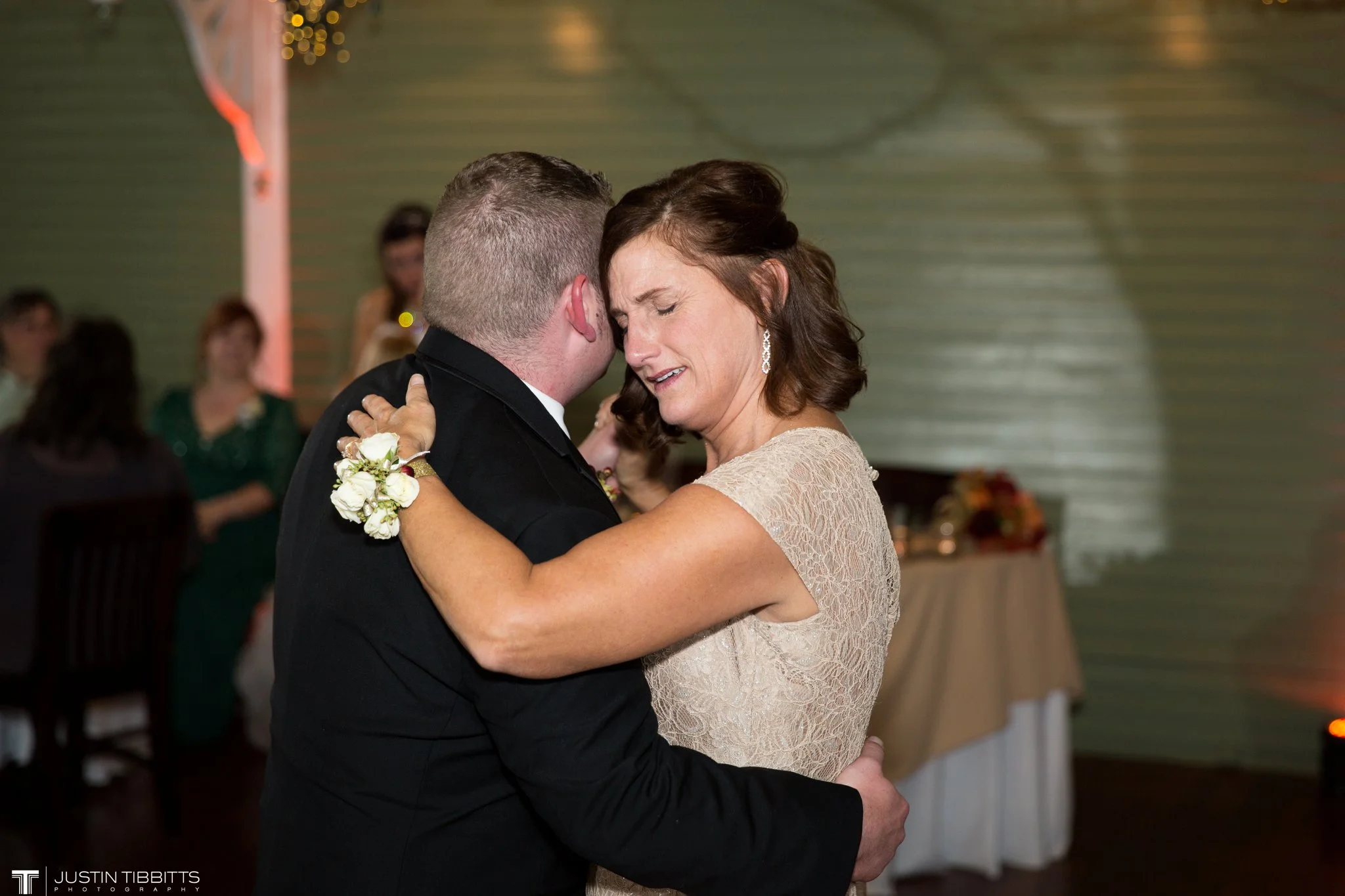 Mr-and-Mrs-Oare_0123.jpg