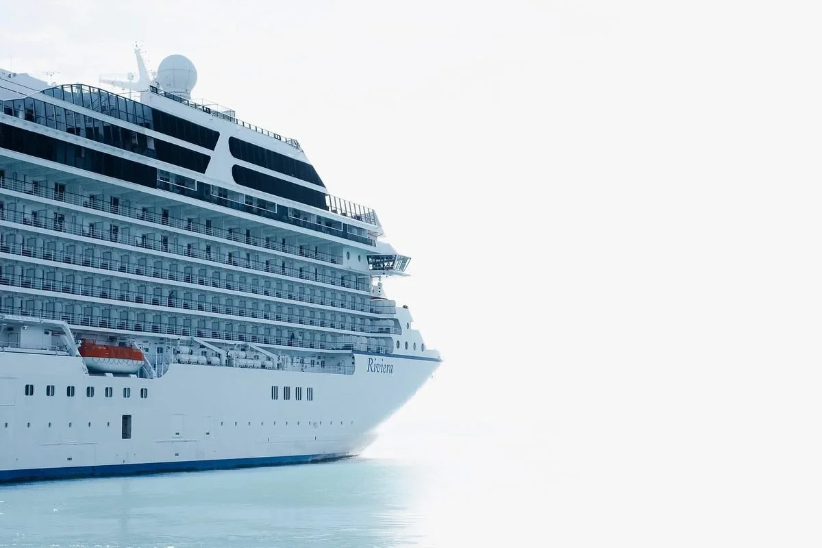 Alaska did not disappoint! For the second time I cruised on the Oceania Riveria, this time through the Inside Passage, including Ketchikan, Juneau, Skagway, the Hubbard Glacier, Sitka and Victoria, BC. We had impeccable service and amazing dining on 