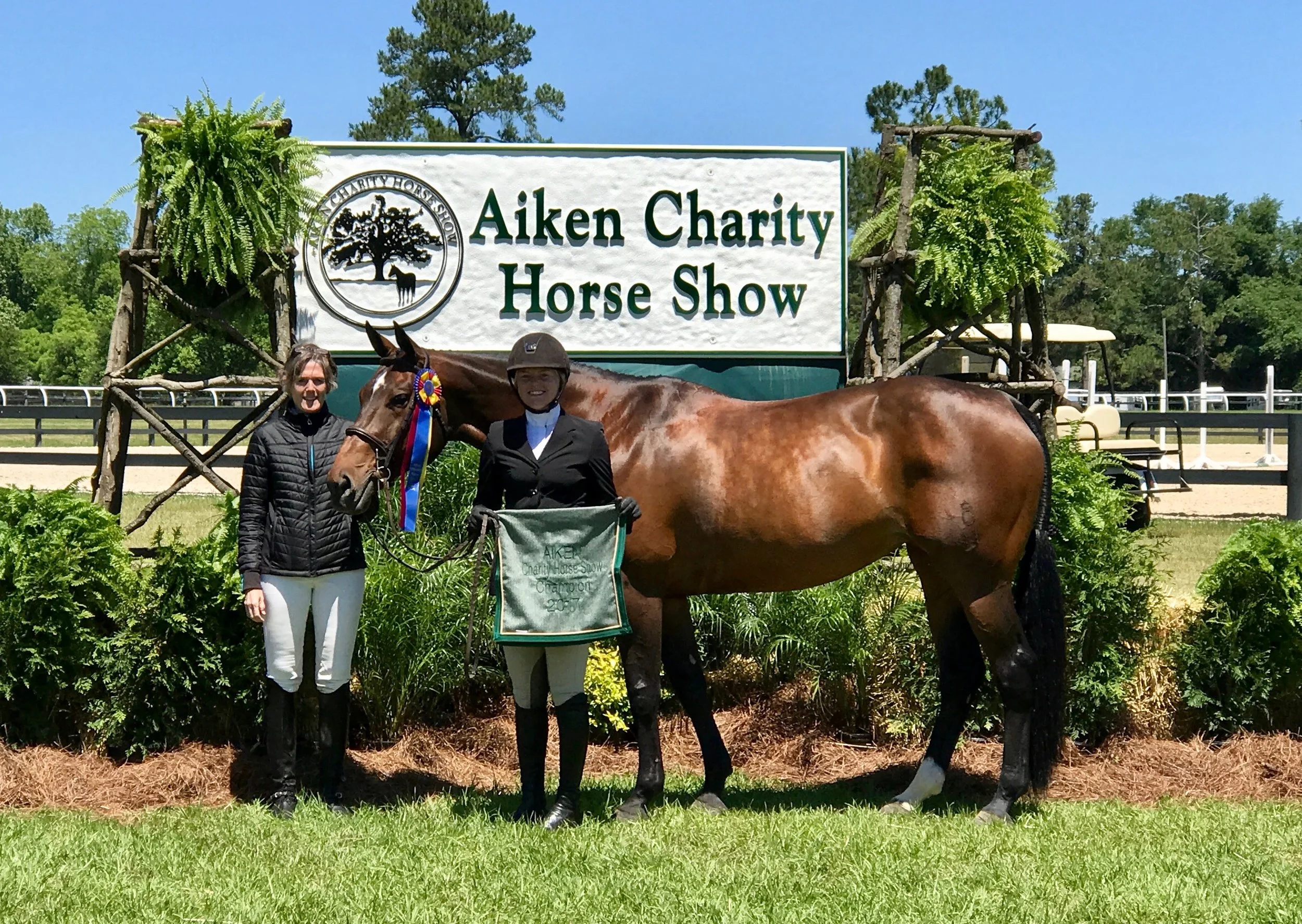 Owner Kelly Maloney with Fieona and rider Sarah Isgett