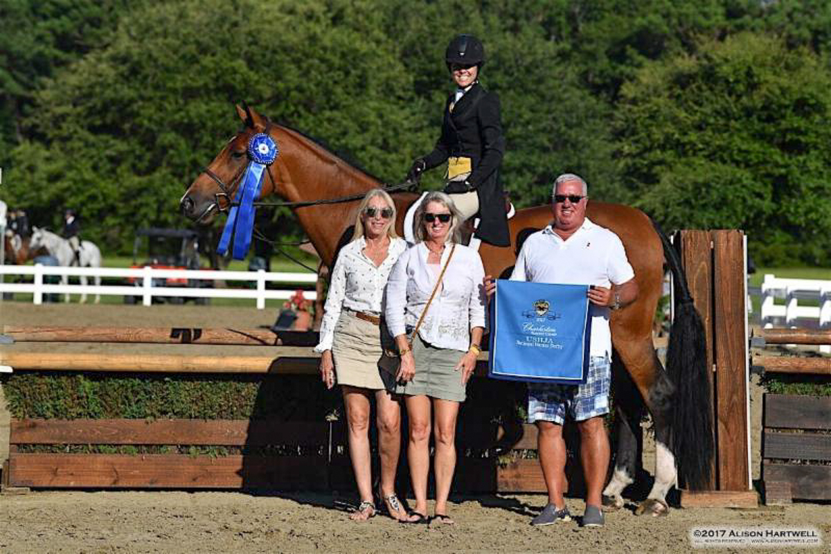 Liza Boyd and Clemens won the USHJA National Hunter Derby