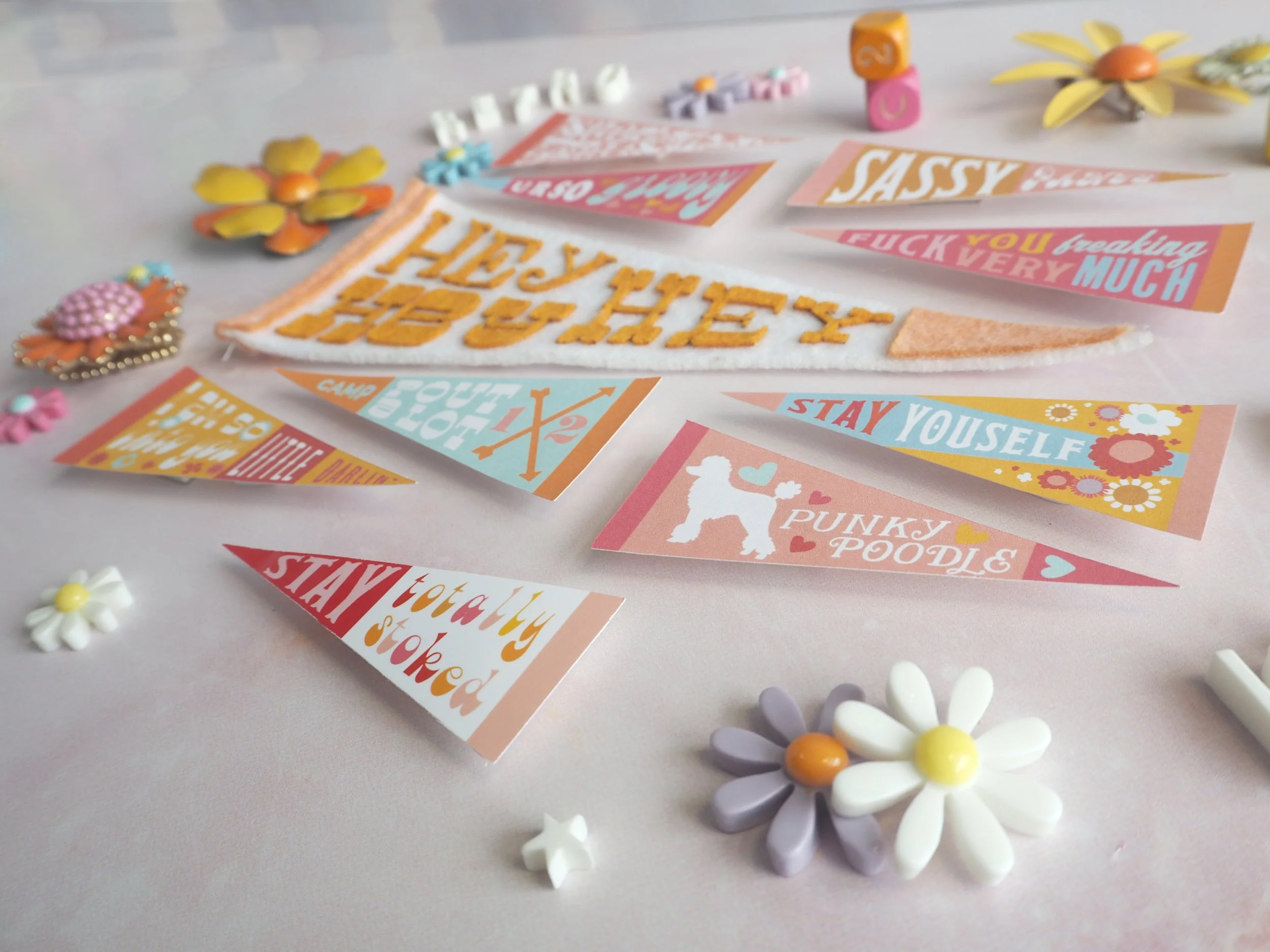 RetroPlay_Pennant56.JPG