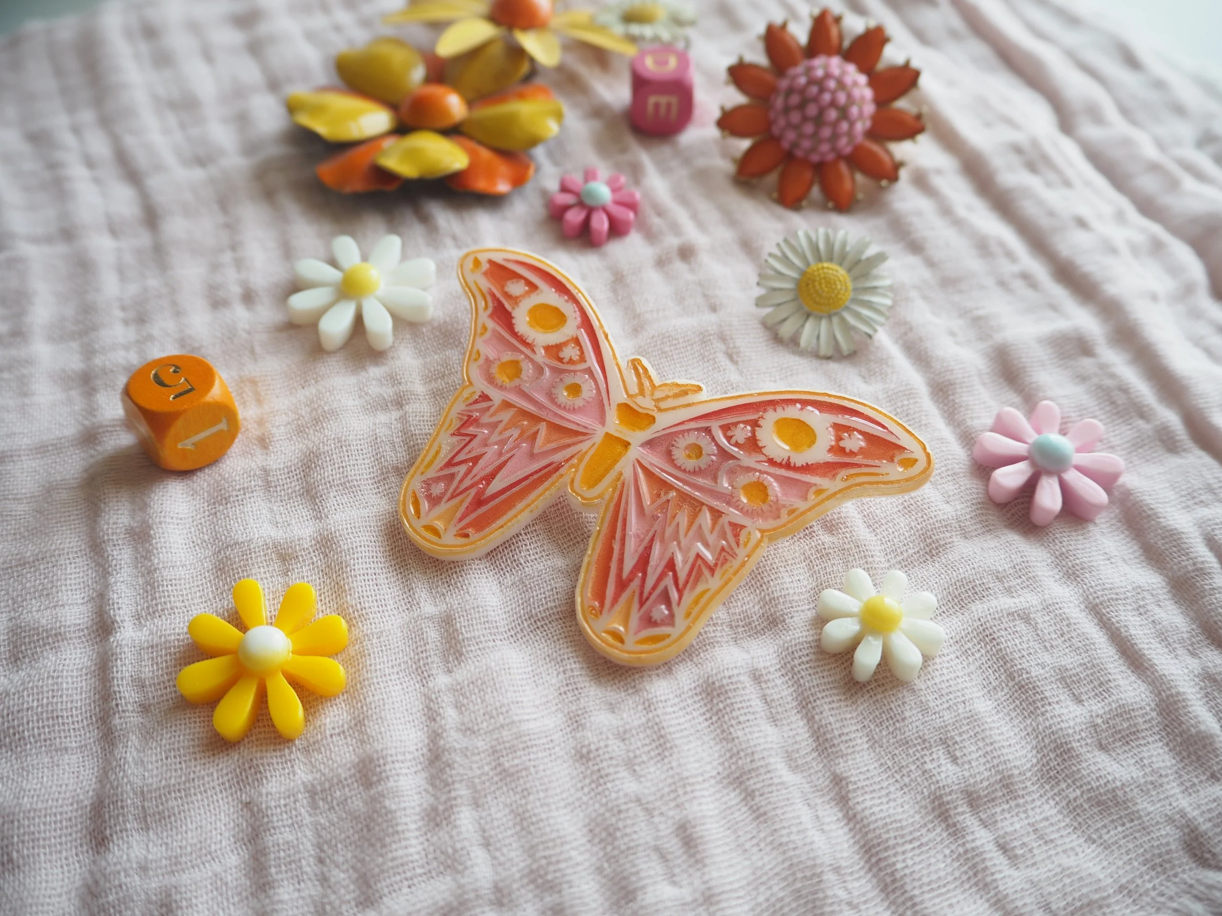New Acrylic Broach Pins in the SHOP_090152.JPG