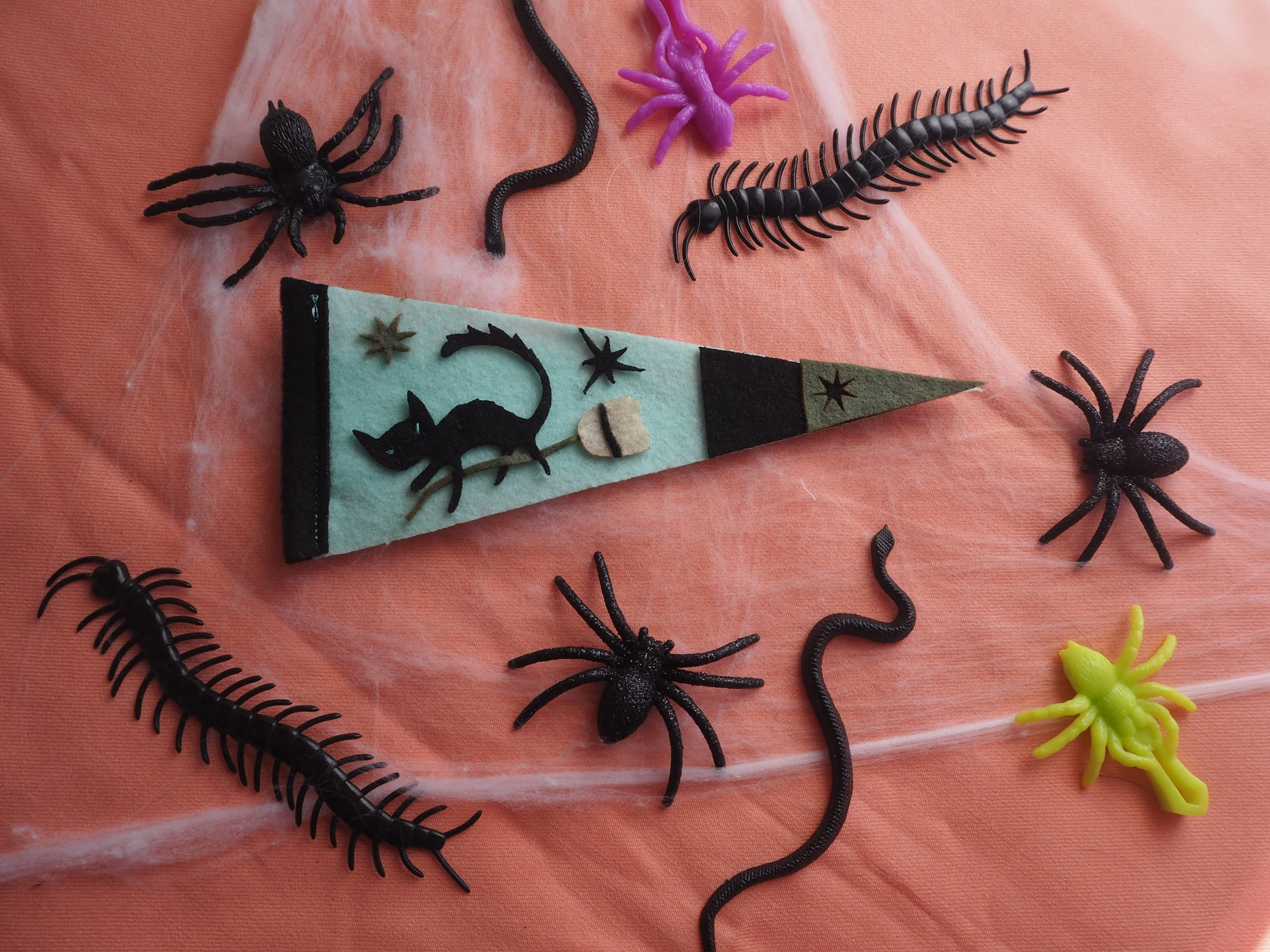 Halloween Pennants300009.JPG