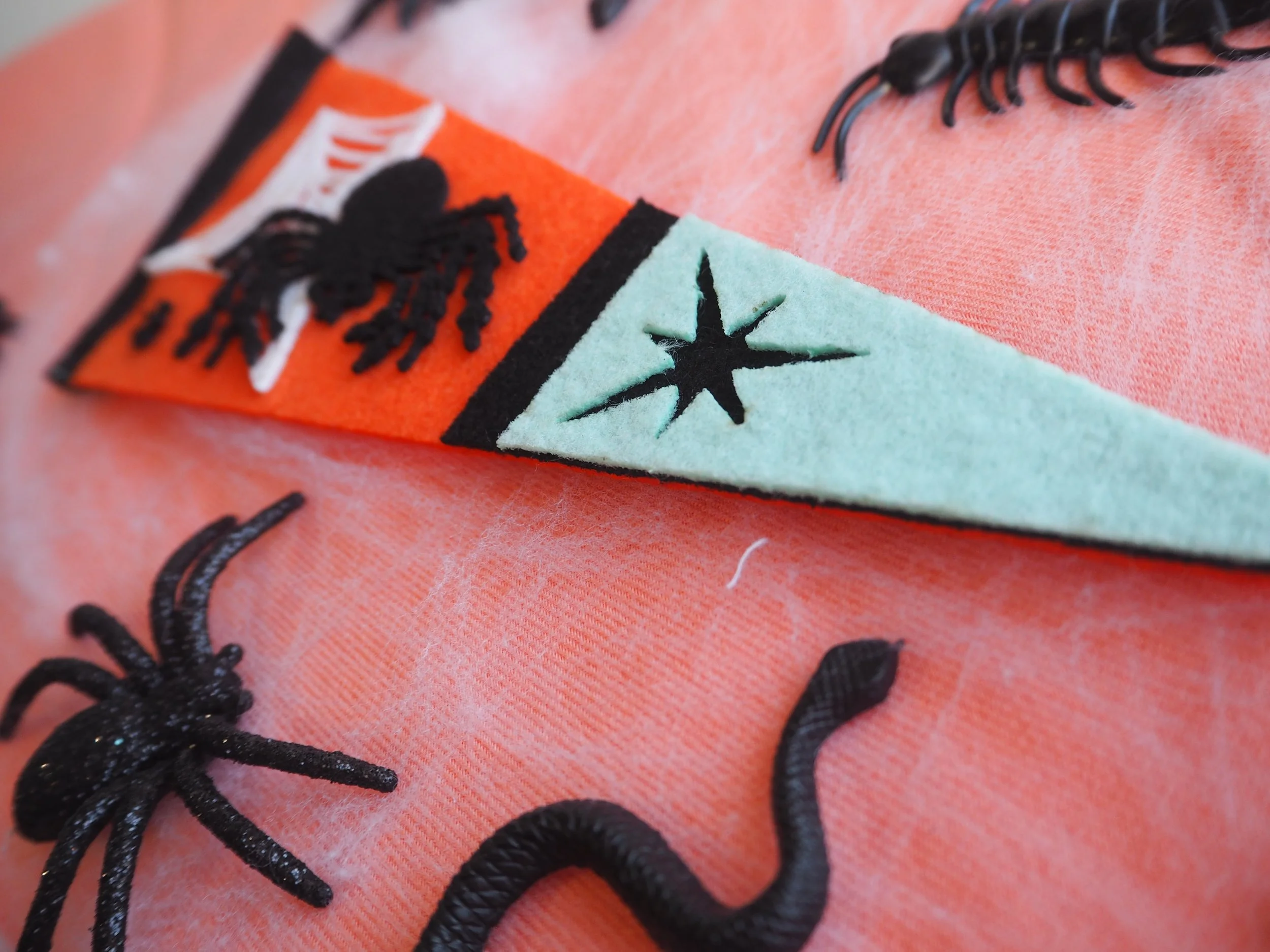 Halloween Pennants300005.JPG