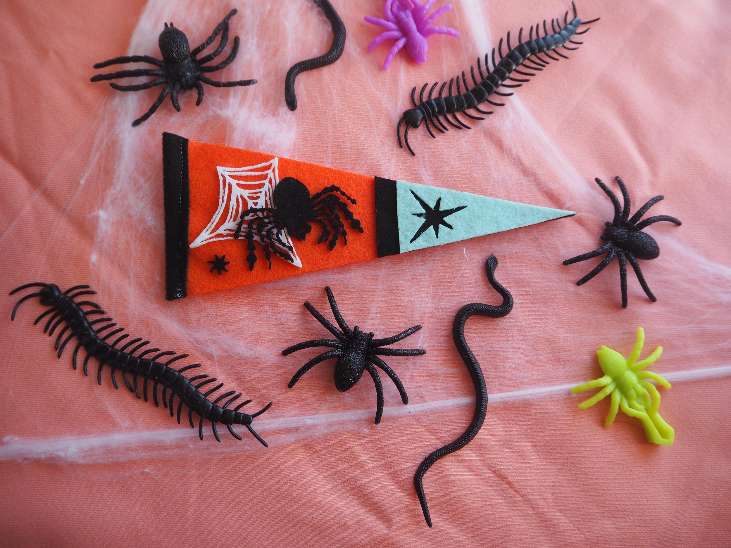 Halloween Pennants300002.JPG