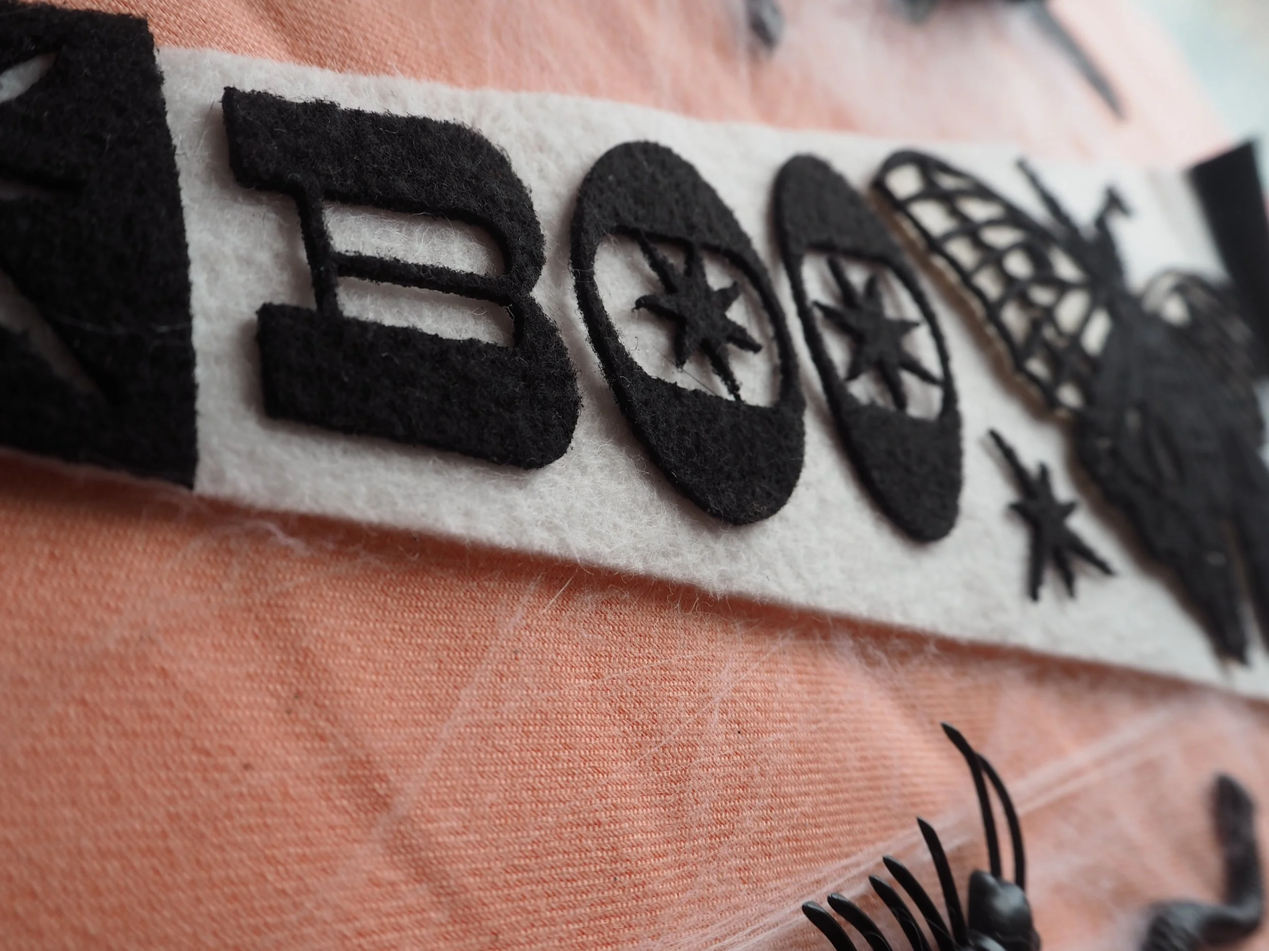 Halloween Pennants300035.JPG