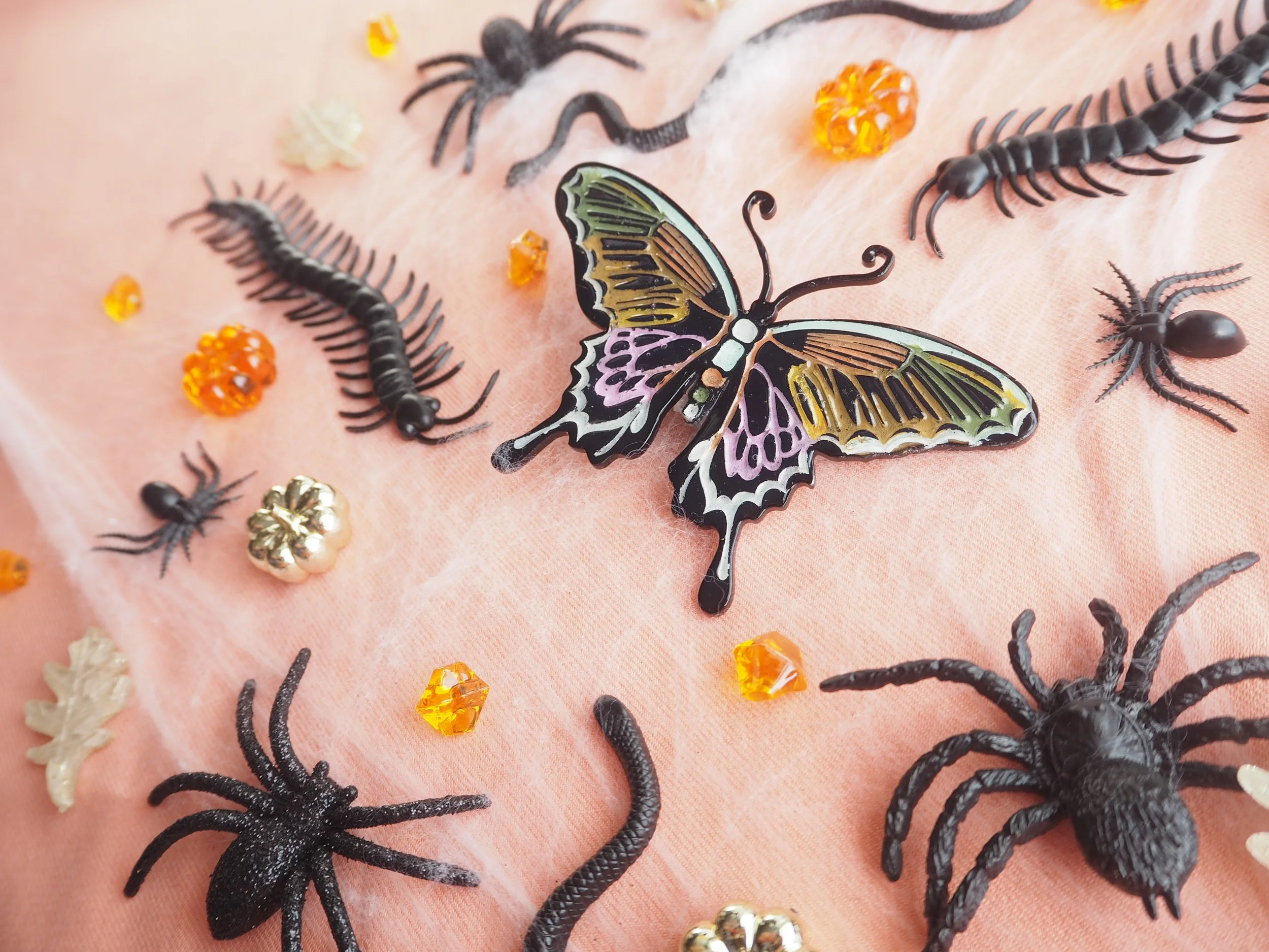 Halloween Pins300012.JPG