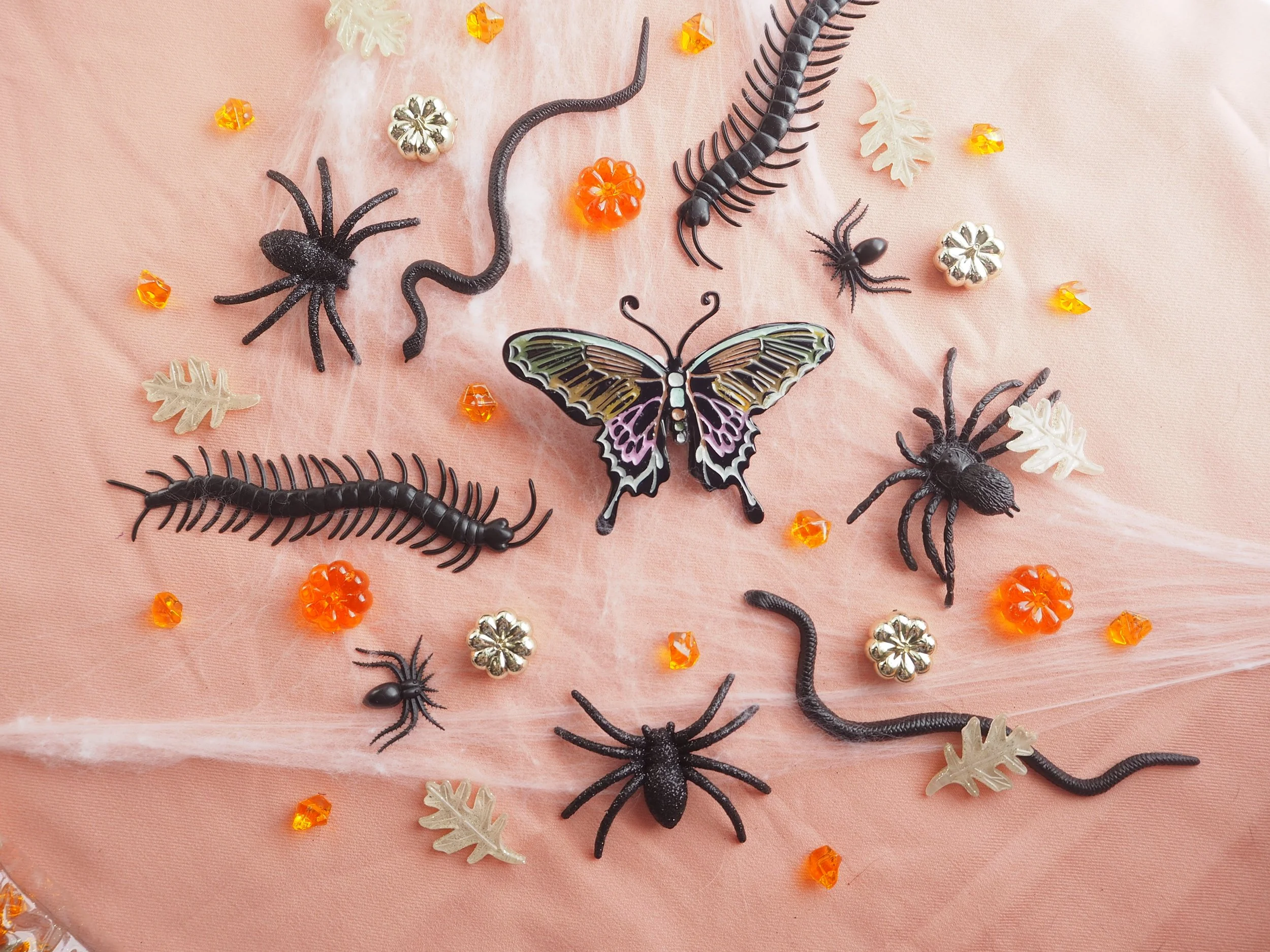 Halloween Pins300009.JPG