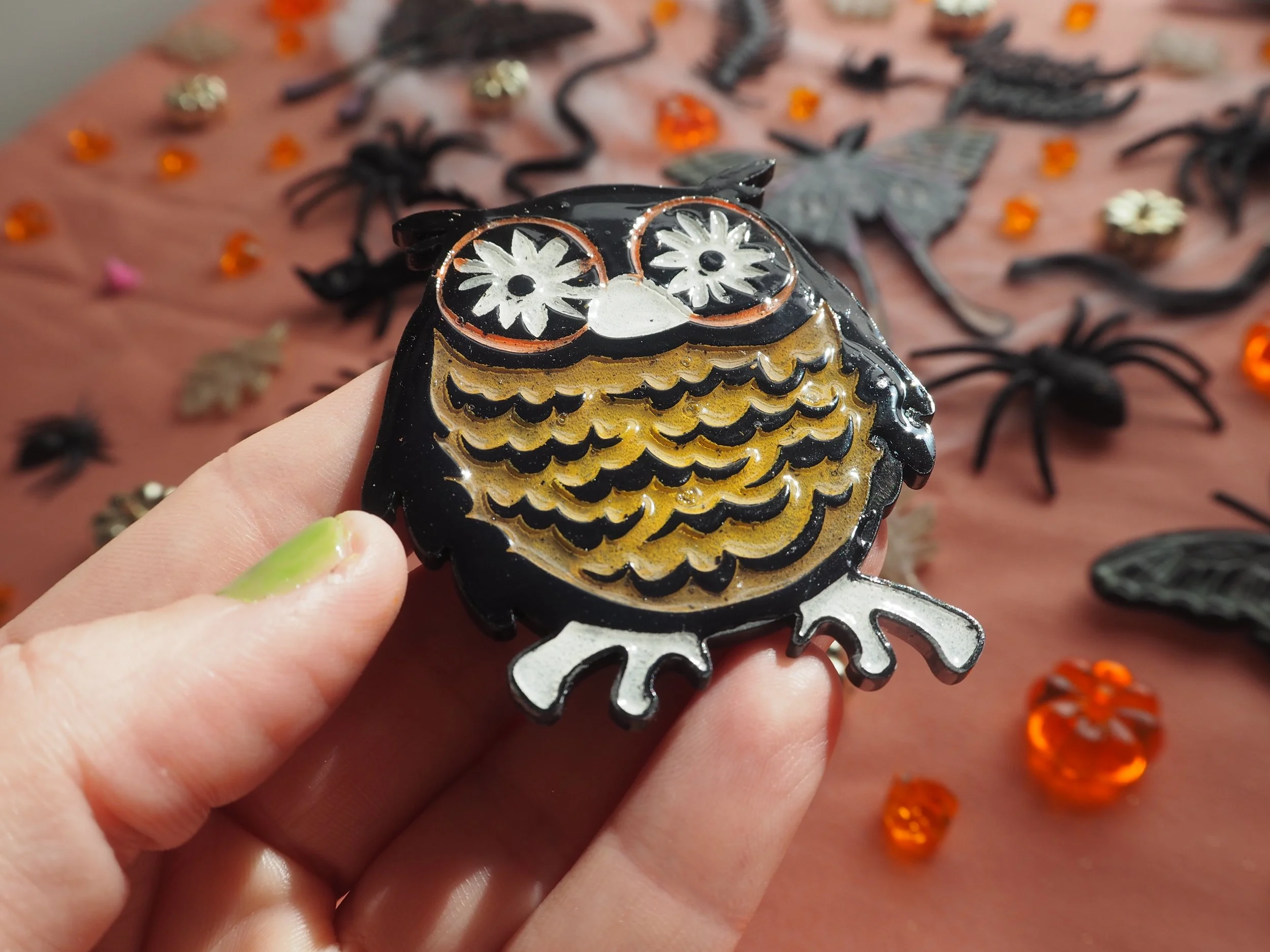 Halloween Pins050161.JPG