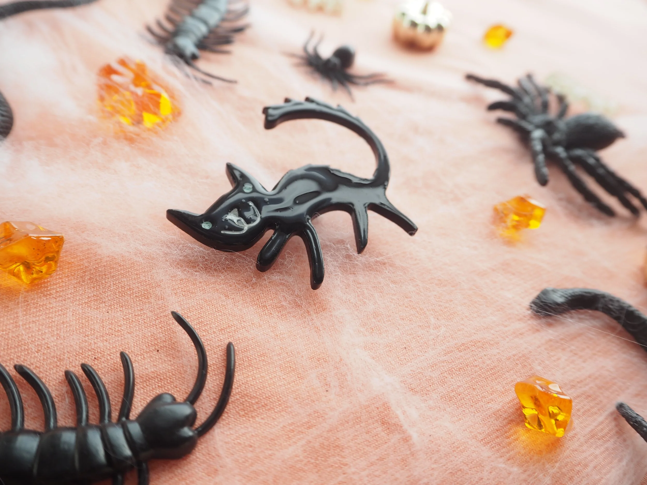 Halloween Pins300036.JPG