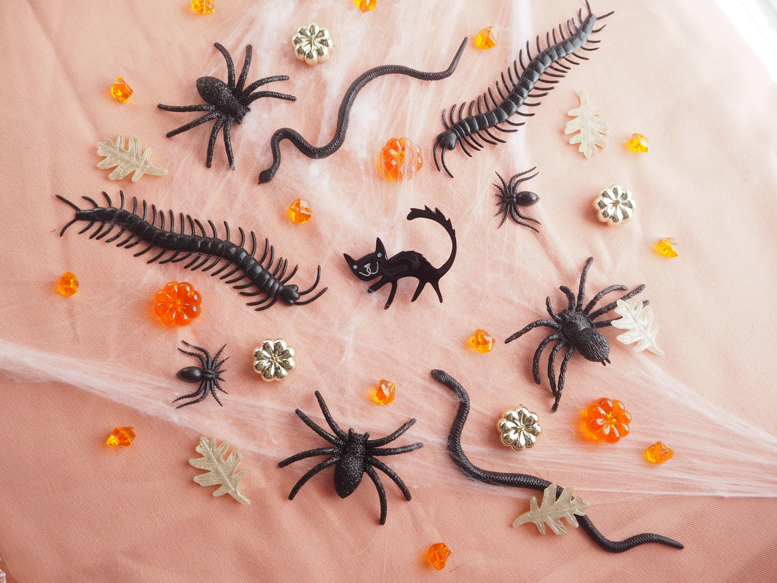 Halloween Pins300034.JPG
