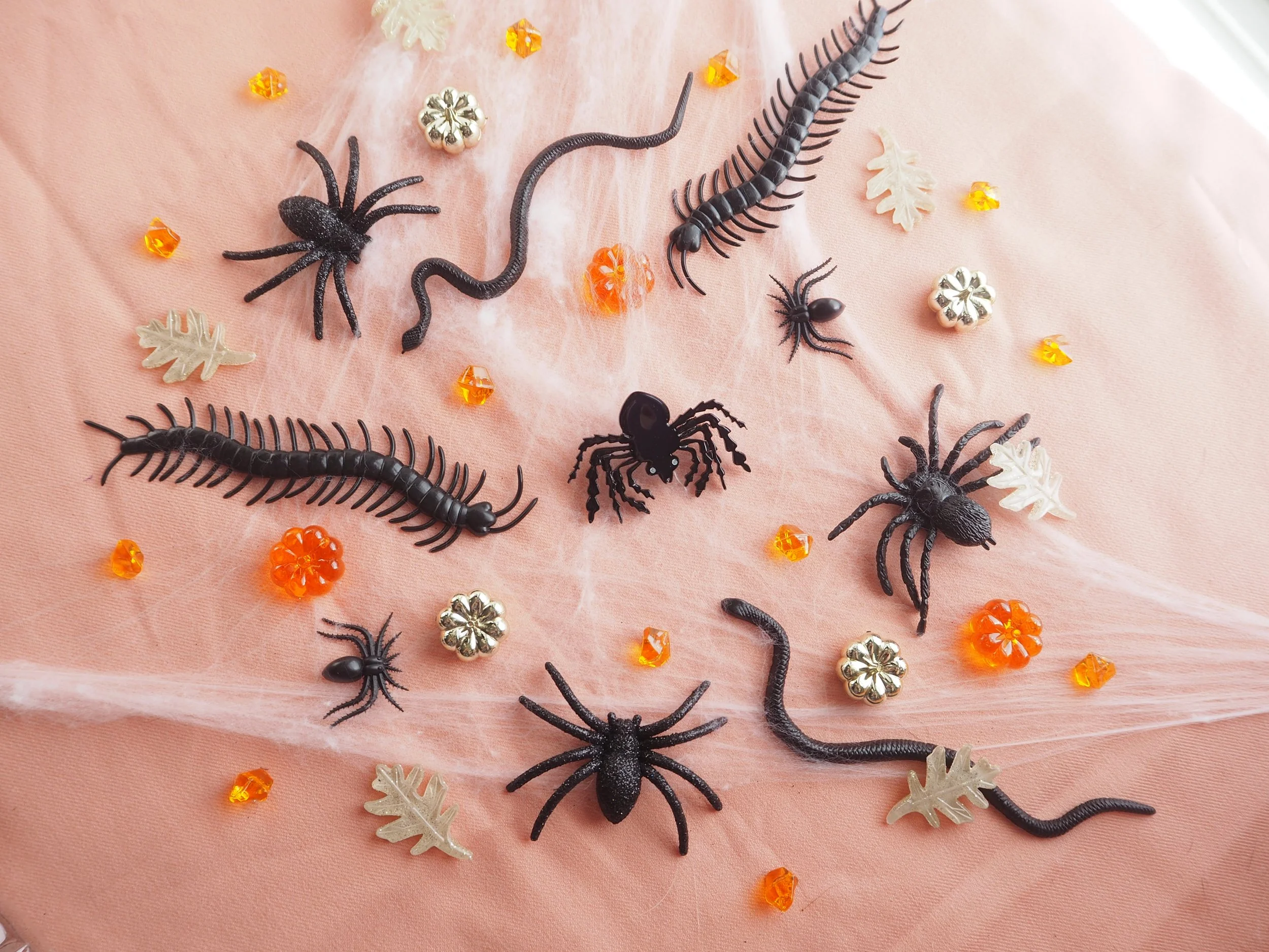 Halloween Pins300030.JPG