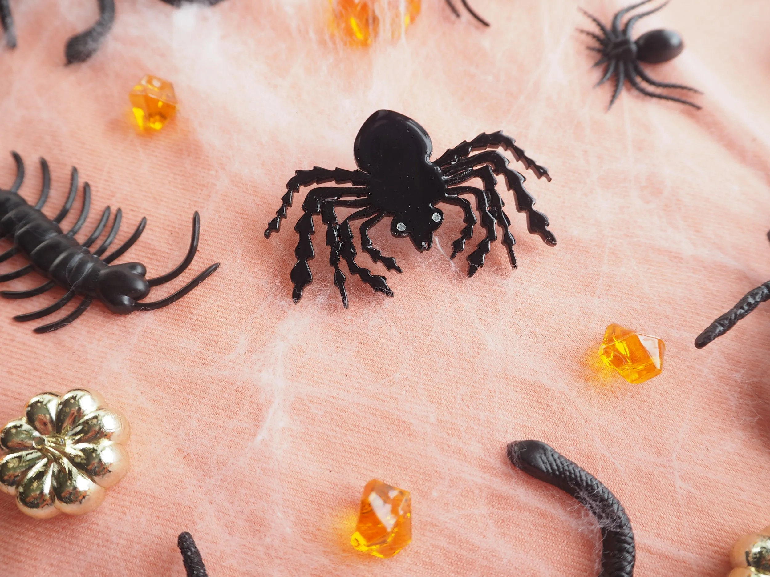 Halloween Pins300032.JPG