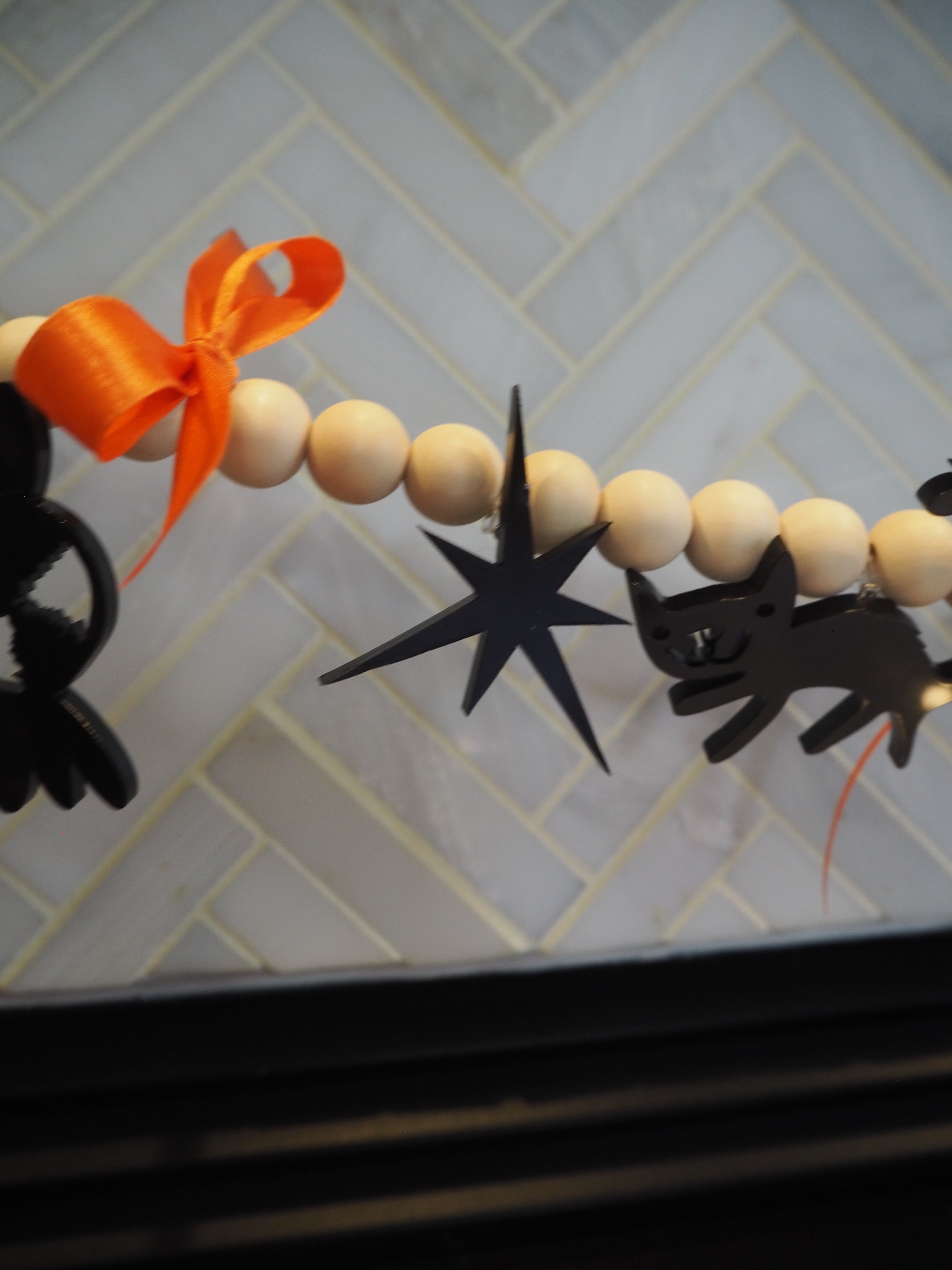 Halloween Garland Pieces030081.JPG