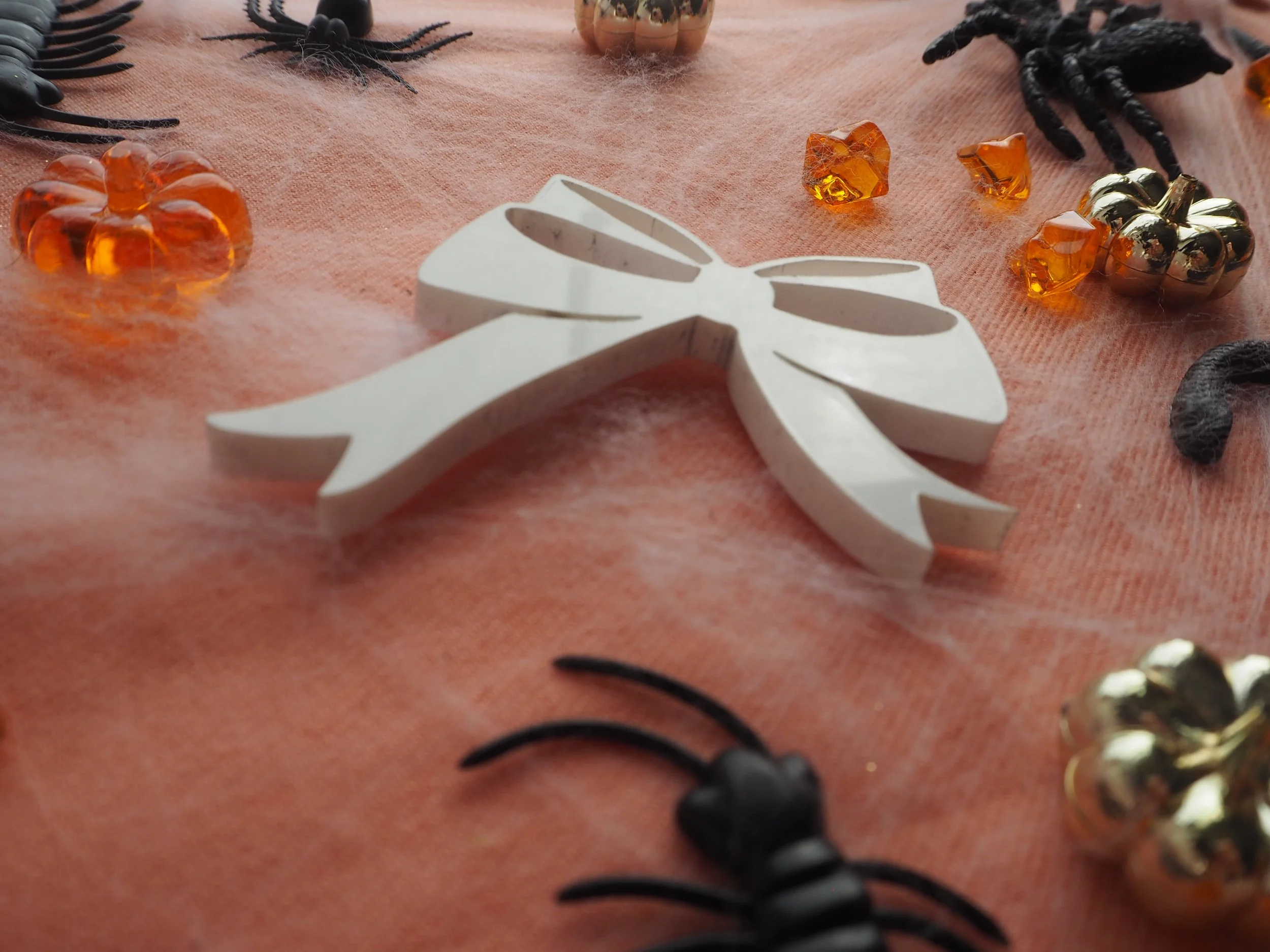 Halloween Garland Pieces050255.JPG