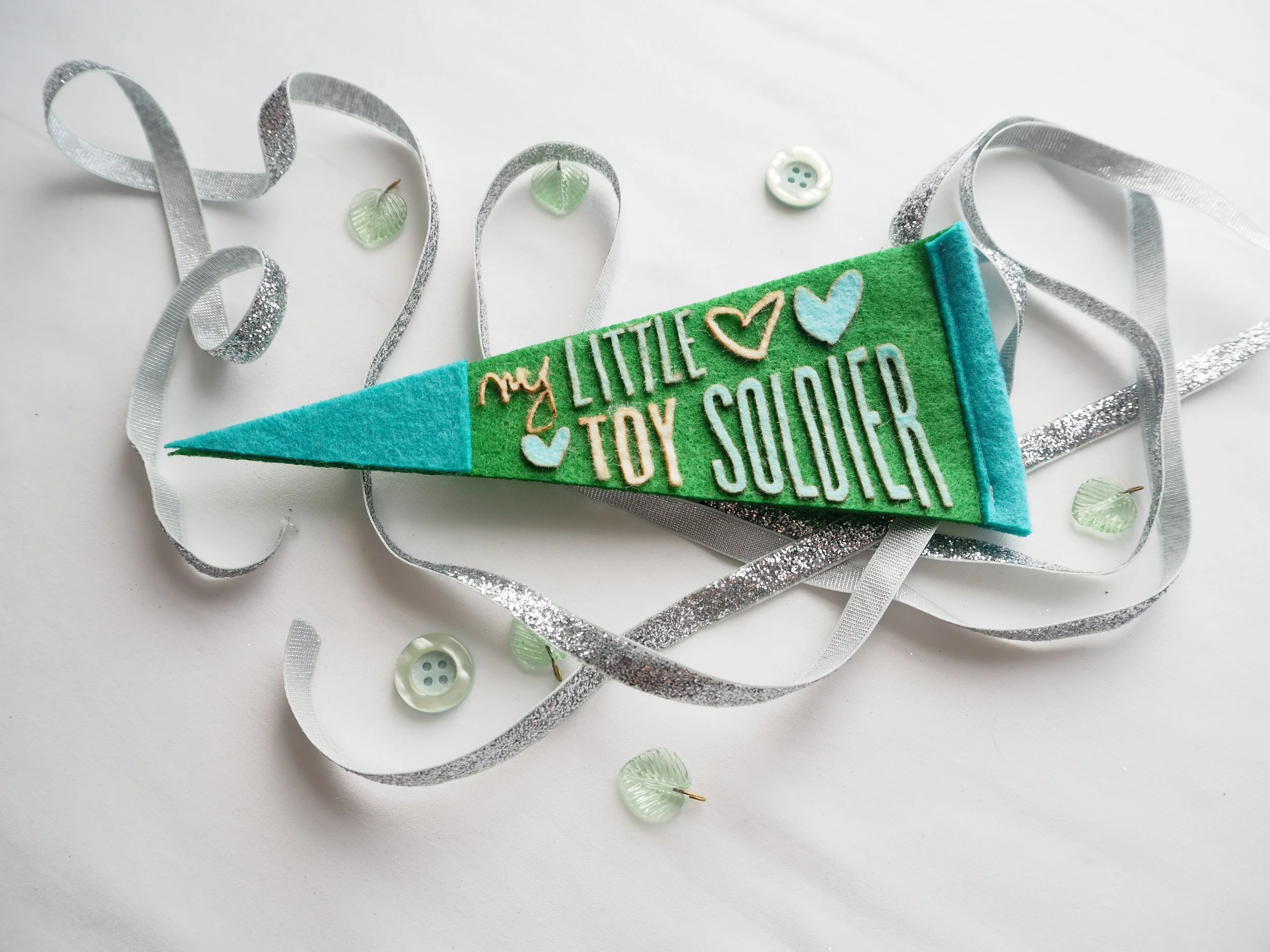 Mini Felt Pennants_290523.JPG