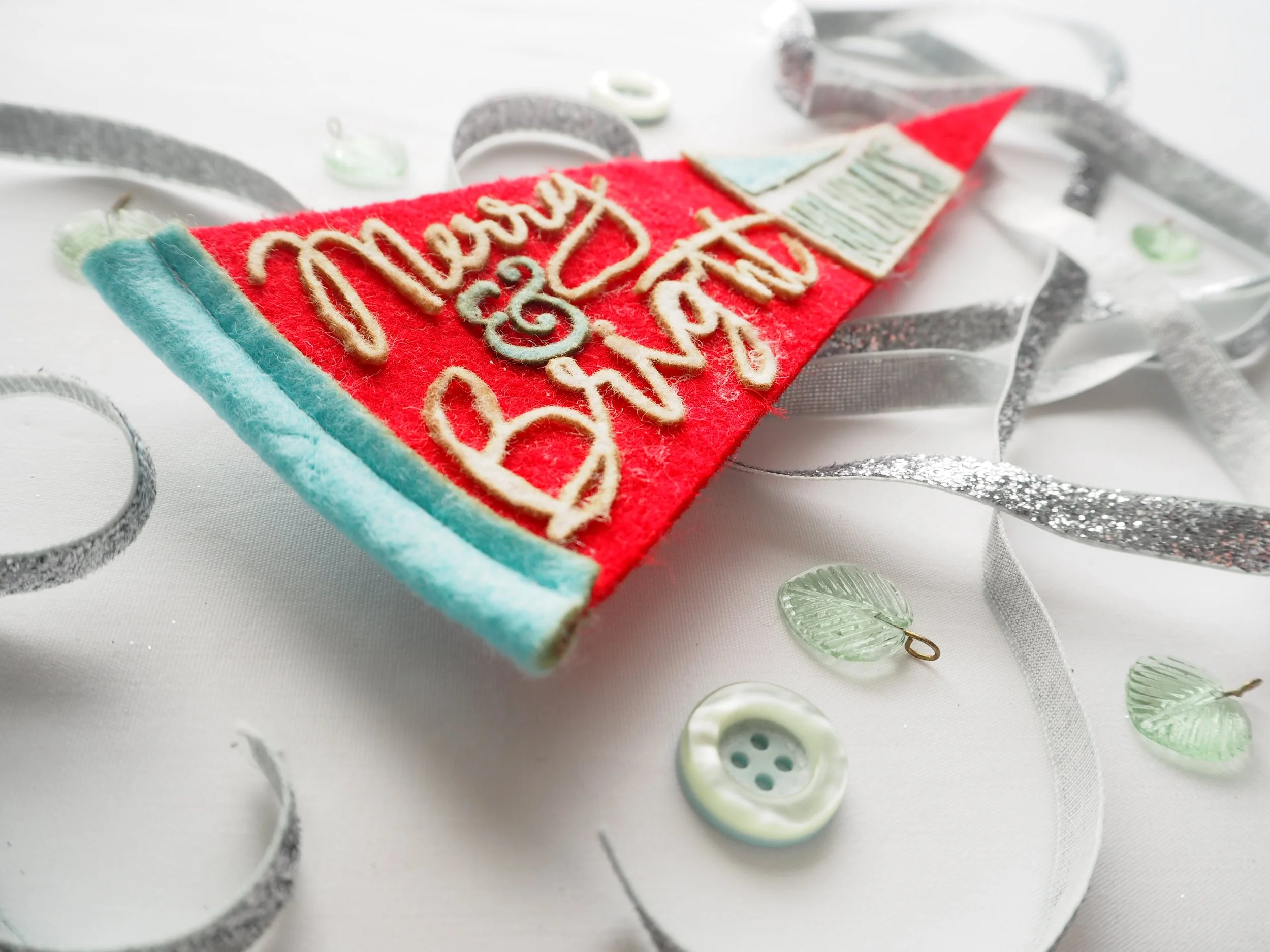 Mini Felt Pennants_290522.JPG