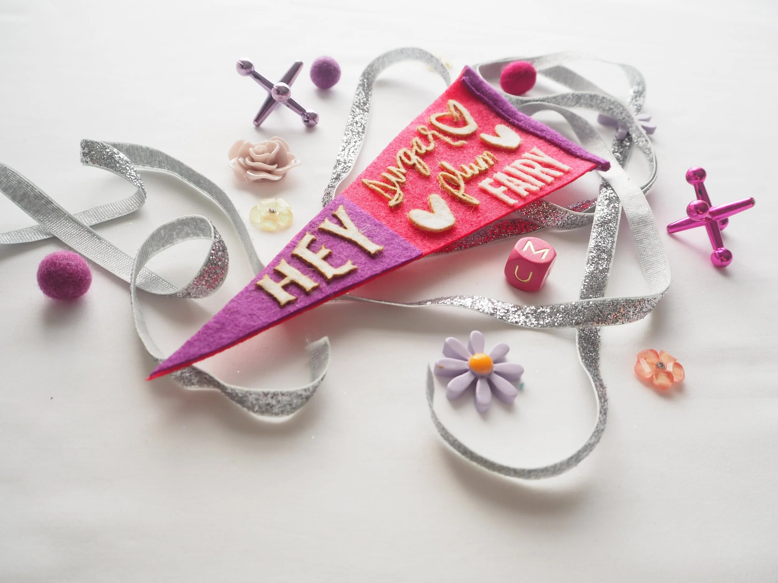 Mini Felt Pennants_290532.JPG