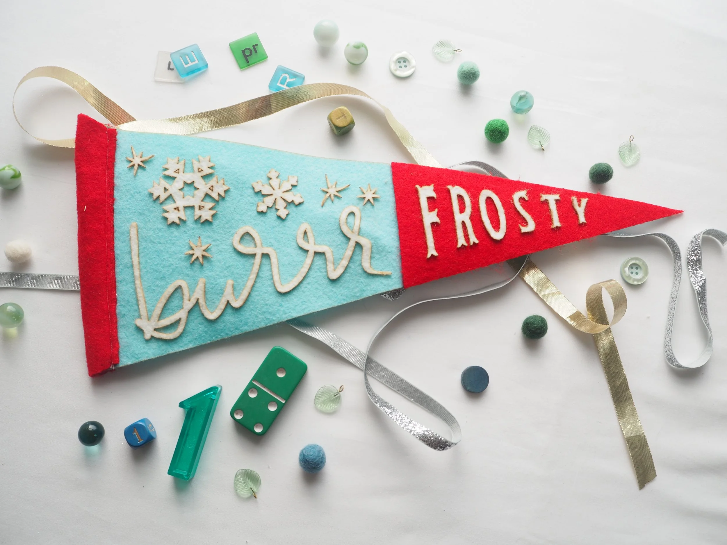 Felt Pennants_290560.JPG