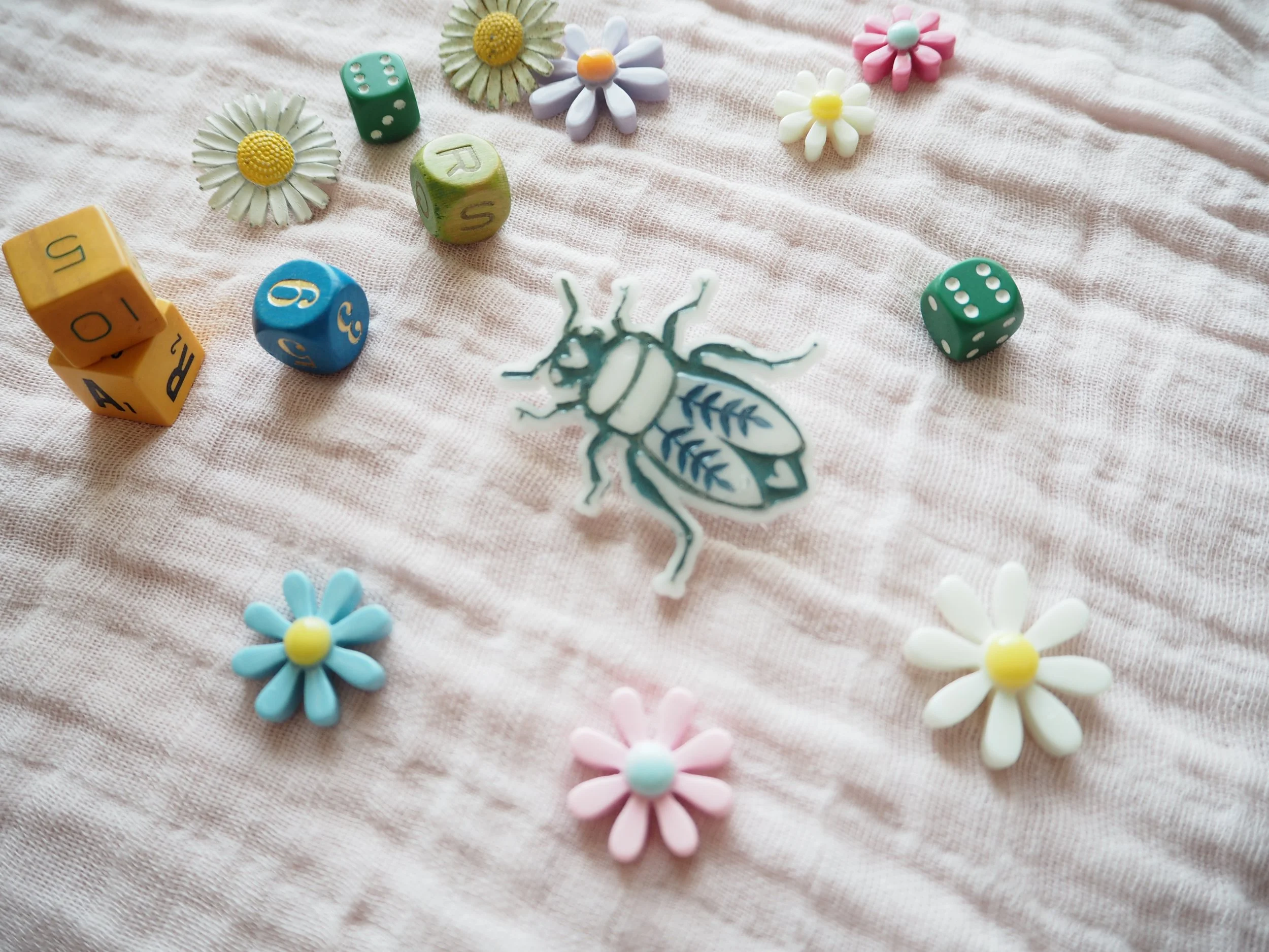 New Acrylic Broach Pins in the SHOP_090282.JPG