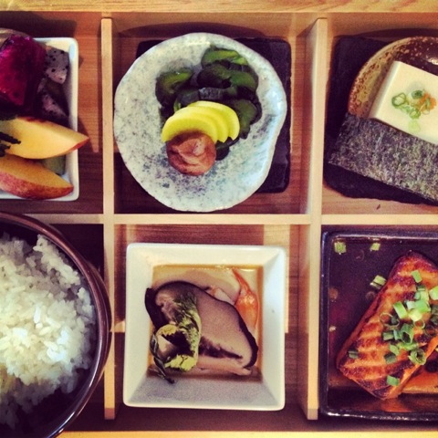 bentley motors work by county fair productions and agent daddy in las vegas bento box