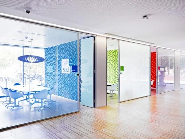 privacy-glass-walls-innovative-approach-internal-partitions.jpg