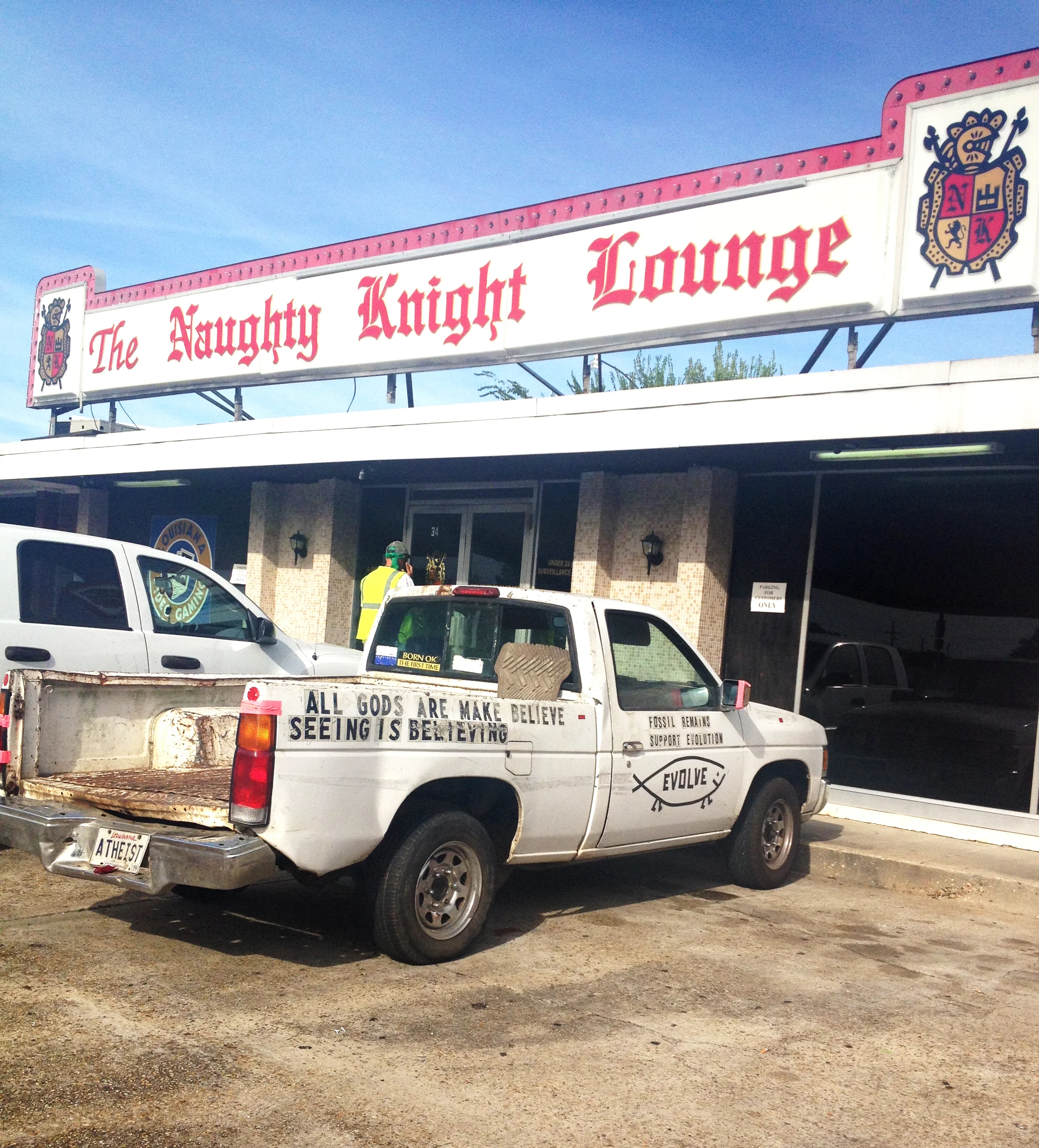 NAUGHTYKNIGHTTRUCK.jpg