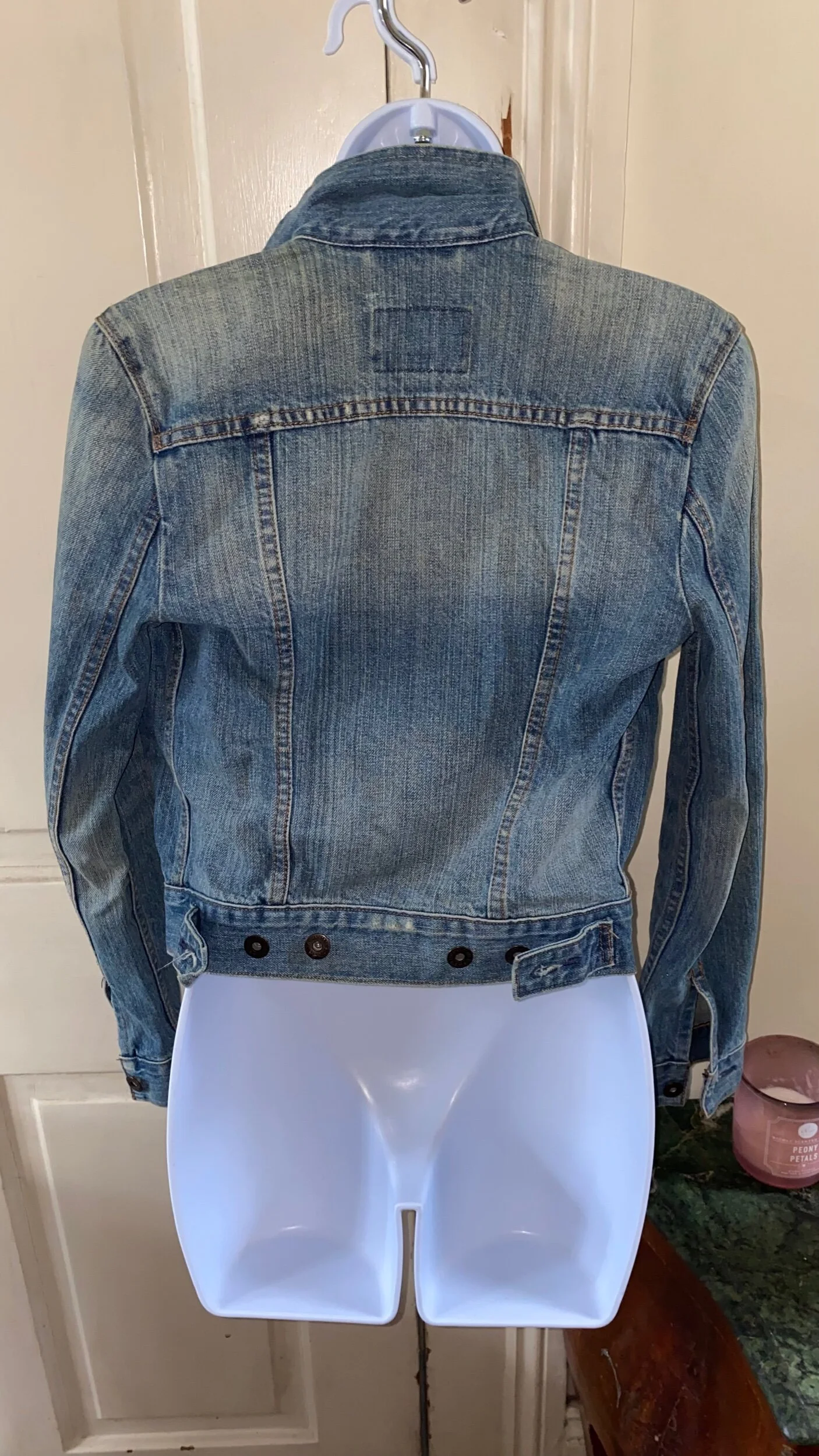 8D68396B-D258-466B-AD55-170697CB11C4