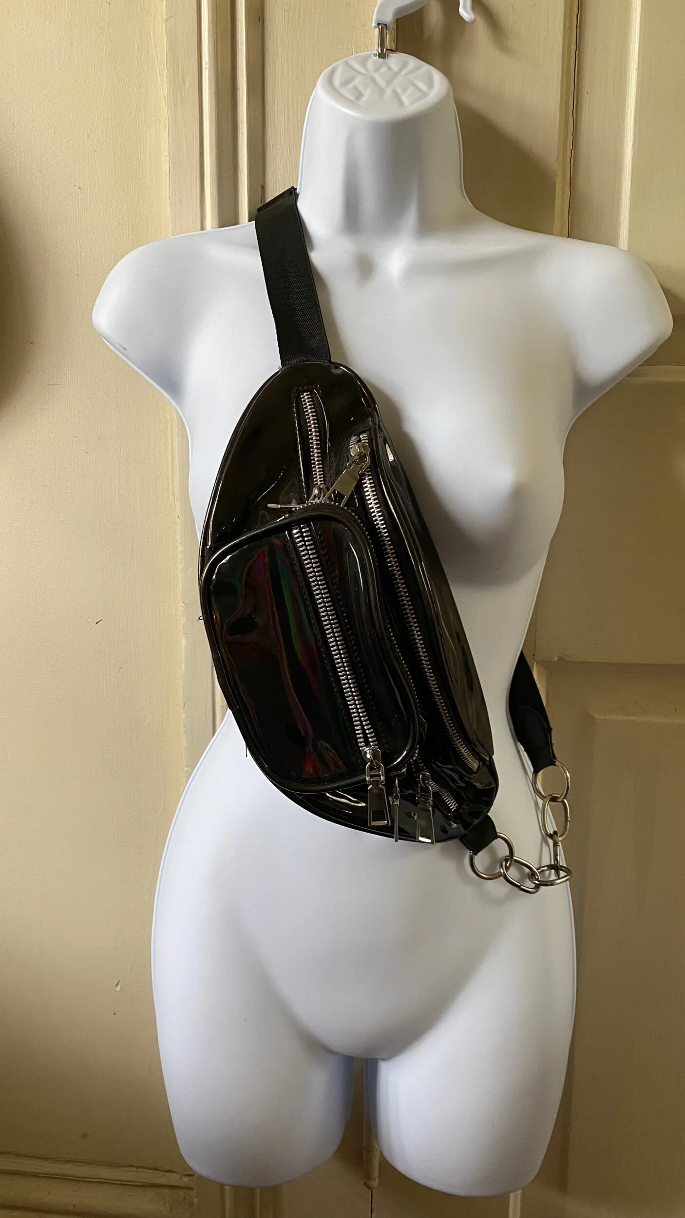 D2C3AE0F-B9C8-4D23-8C4E-3D473F59BF77