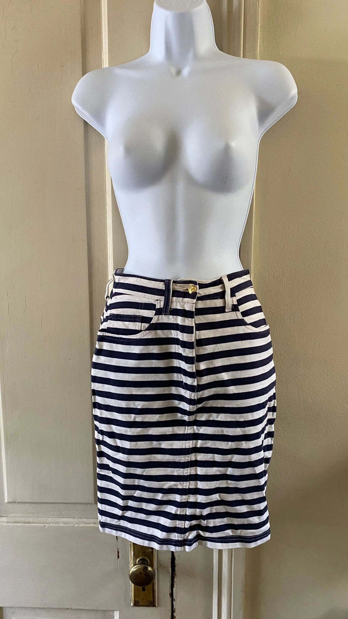 8393589B-47D9-4430-896F-62899223FD8A