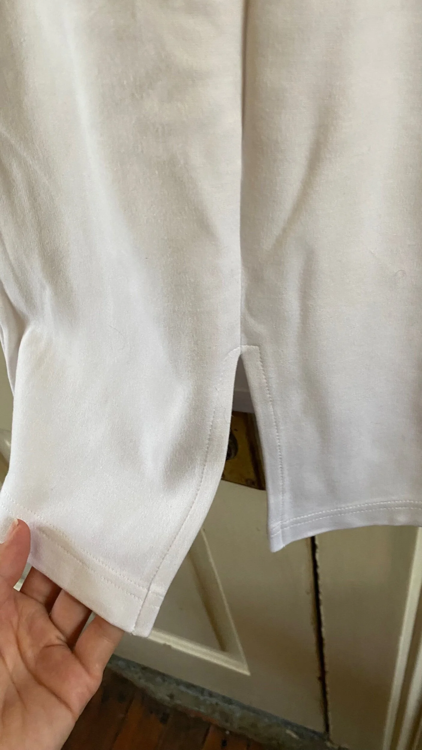 DC6BE640-7AB3-471F-A0FA-ED3566C4AB3A