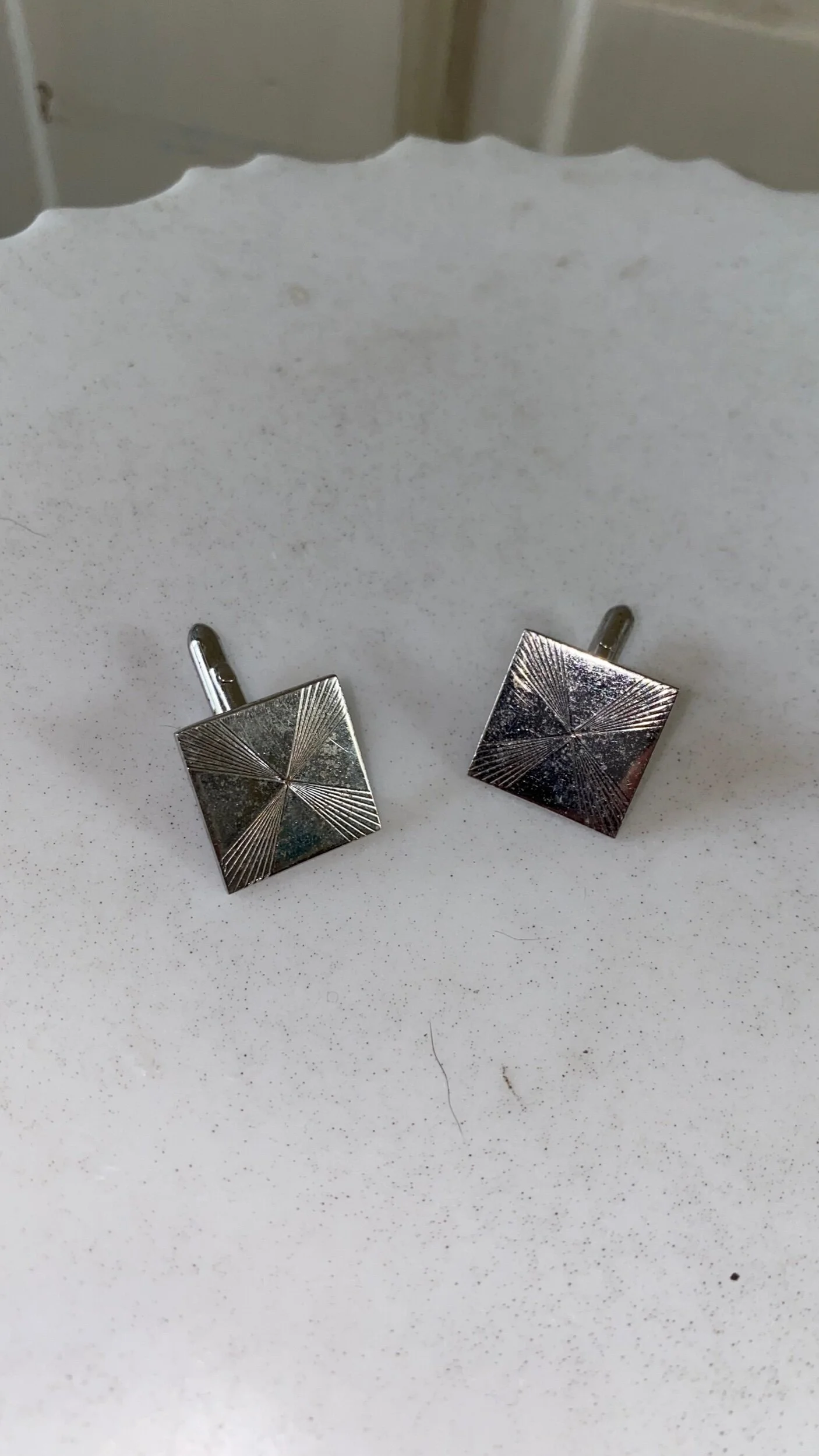 8ACF5583-489F-4CCF-8D7E-621D82D13F2F