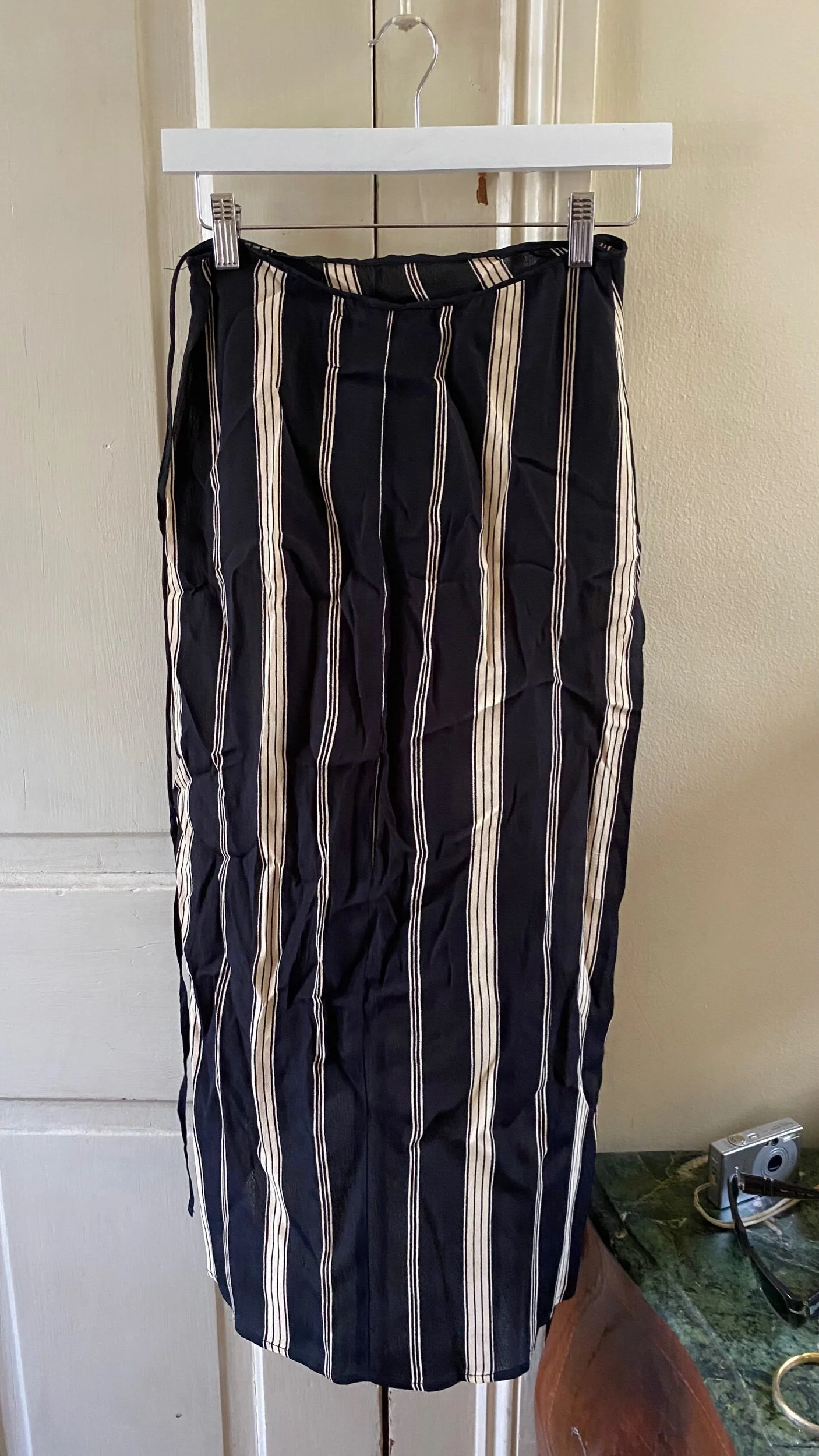 C5EBB974-E71C-45E2-8A78-BA8F5EC9DA55