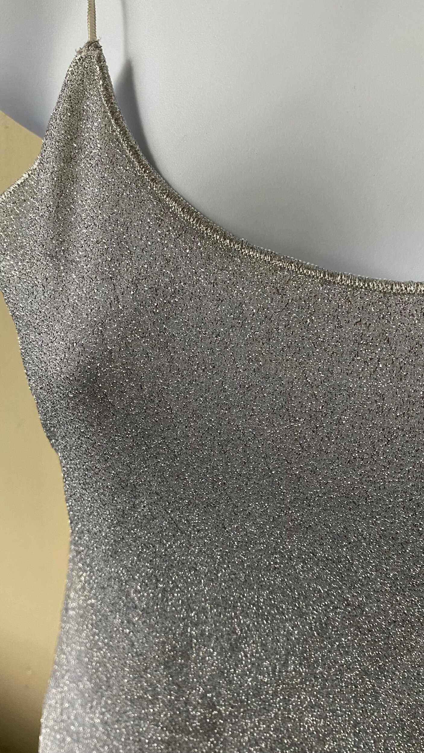 DBD41FAD-B7A0-4BC6-BF1B-AA0CE47DB58A