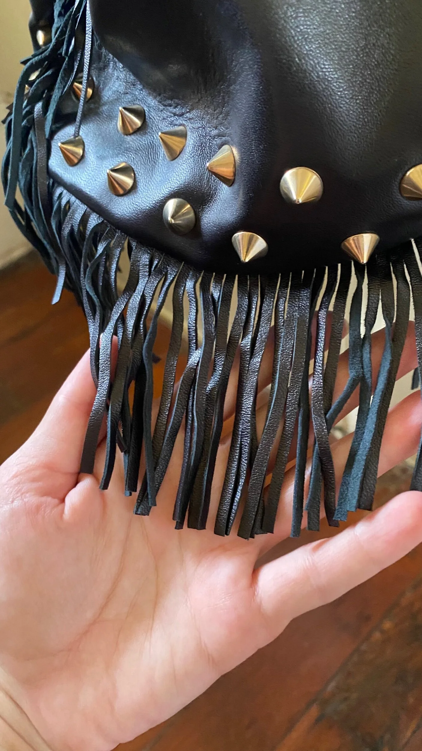 41DFE092-BA36-4D18-B744-431EE701828F