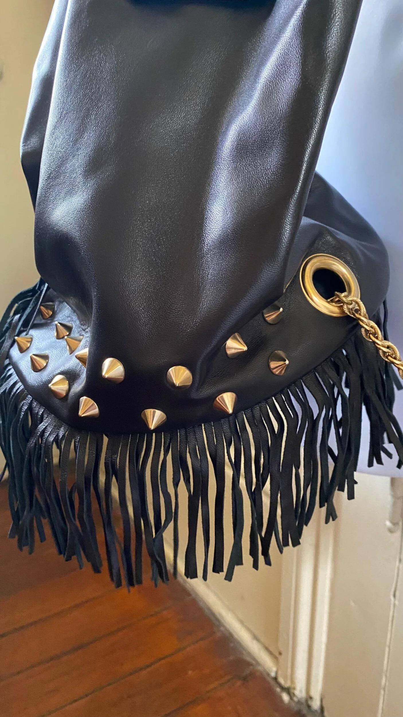 C46803EB-7E39-4EF5-AA79-E6B82B667668