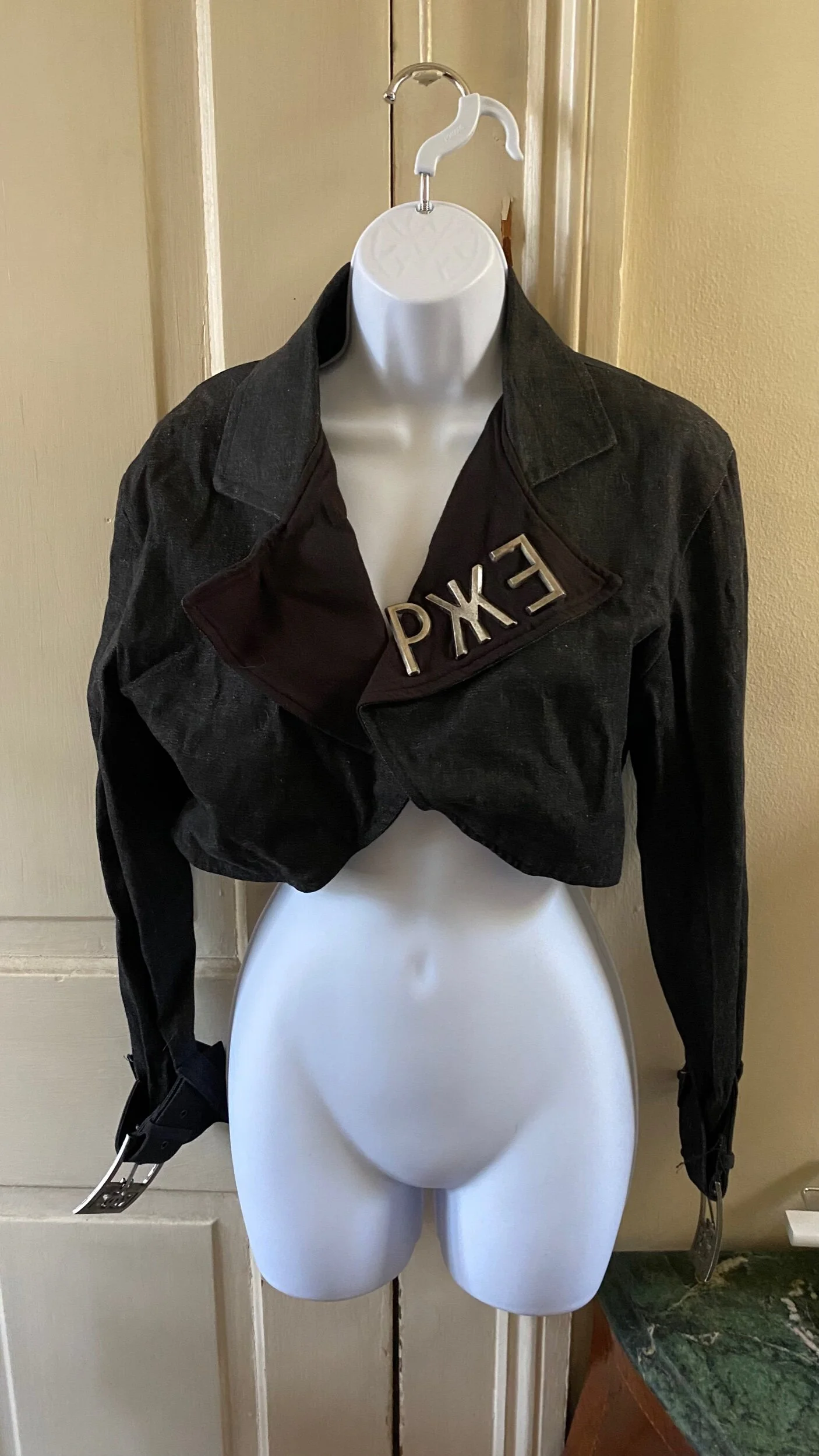 3B53C070-E84D-4234-B538-54AB03CE60F2