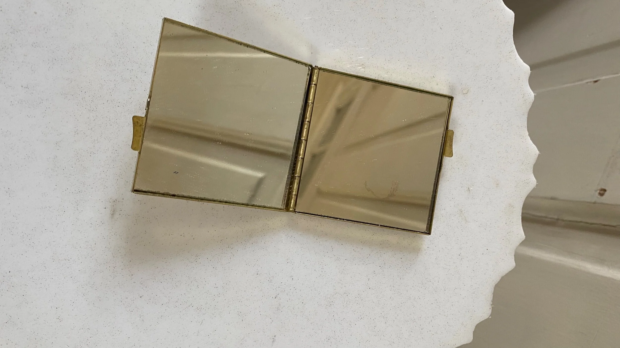 6DD5D9A1-5750-4081-B63E-64661C480CB2