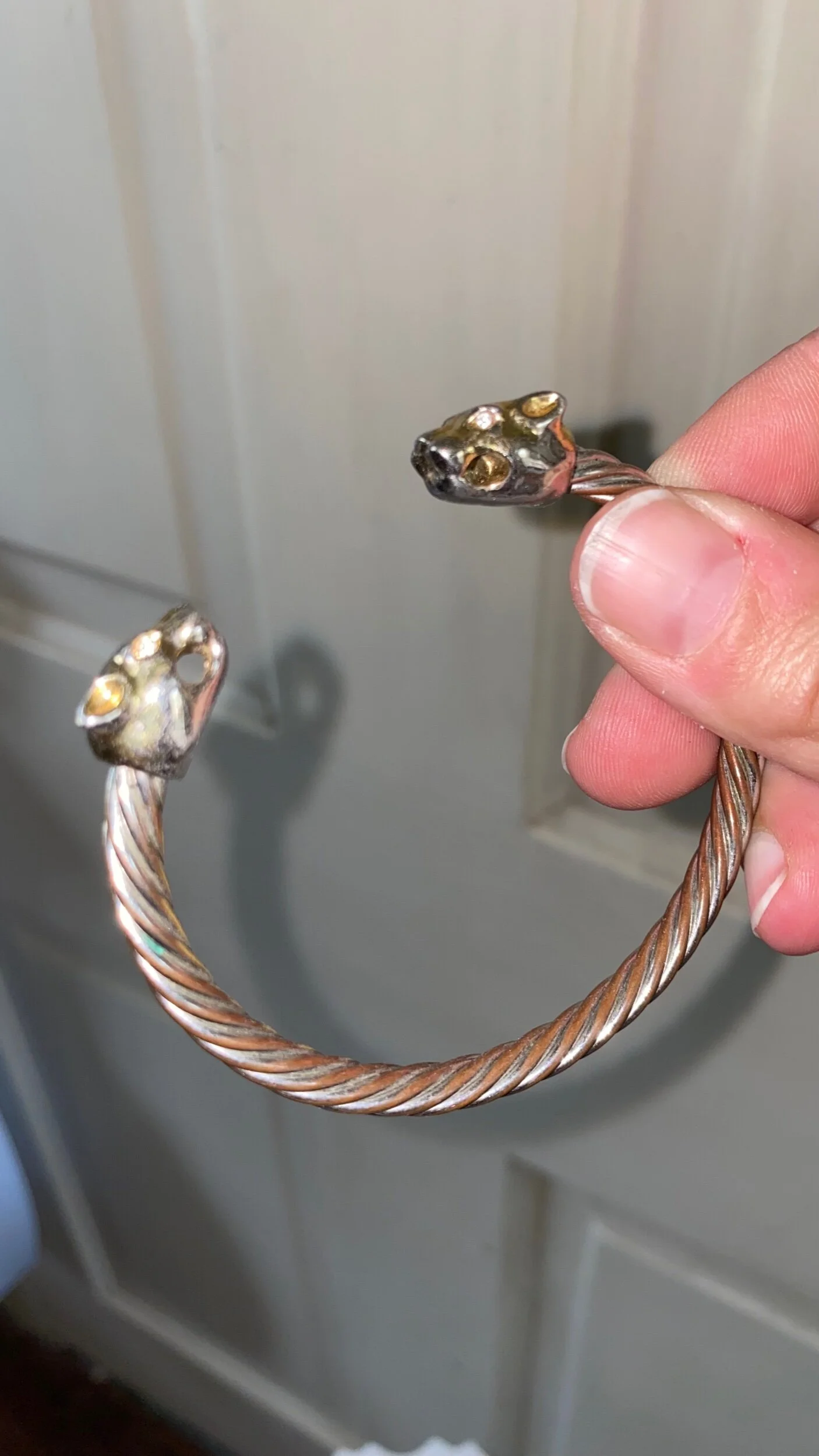 D2736911-34FA-4641-A3BE-0C9A9FA052BD