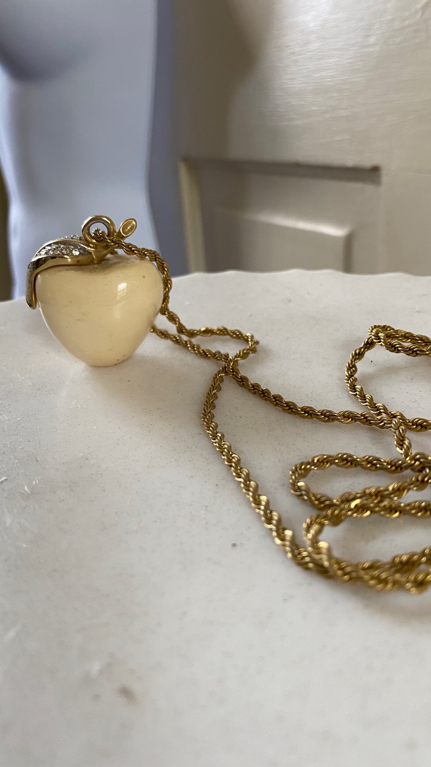 F5E794C3-B26E-4BF2-9A15-BE5F55BDED35