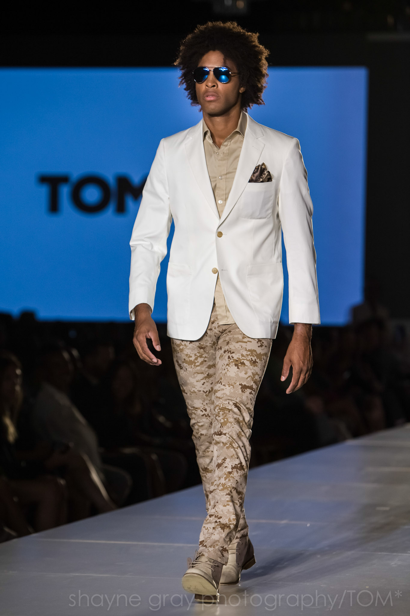 Shayne-Gray-Toronto-men's-fashion_week-TOM-christopher-bates-7374.jpg