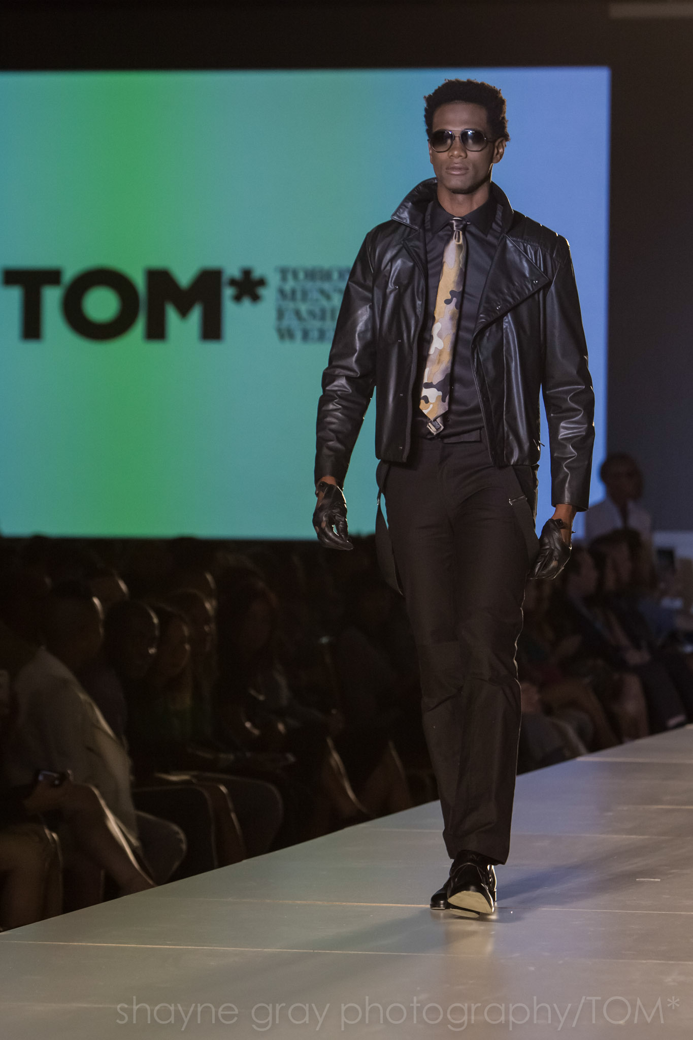 Shayne-Gray-Toronto-men's-fashion_week-TOM-christopher-bates-7383.jpg