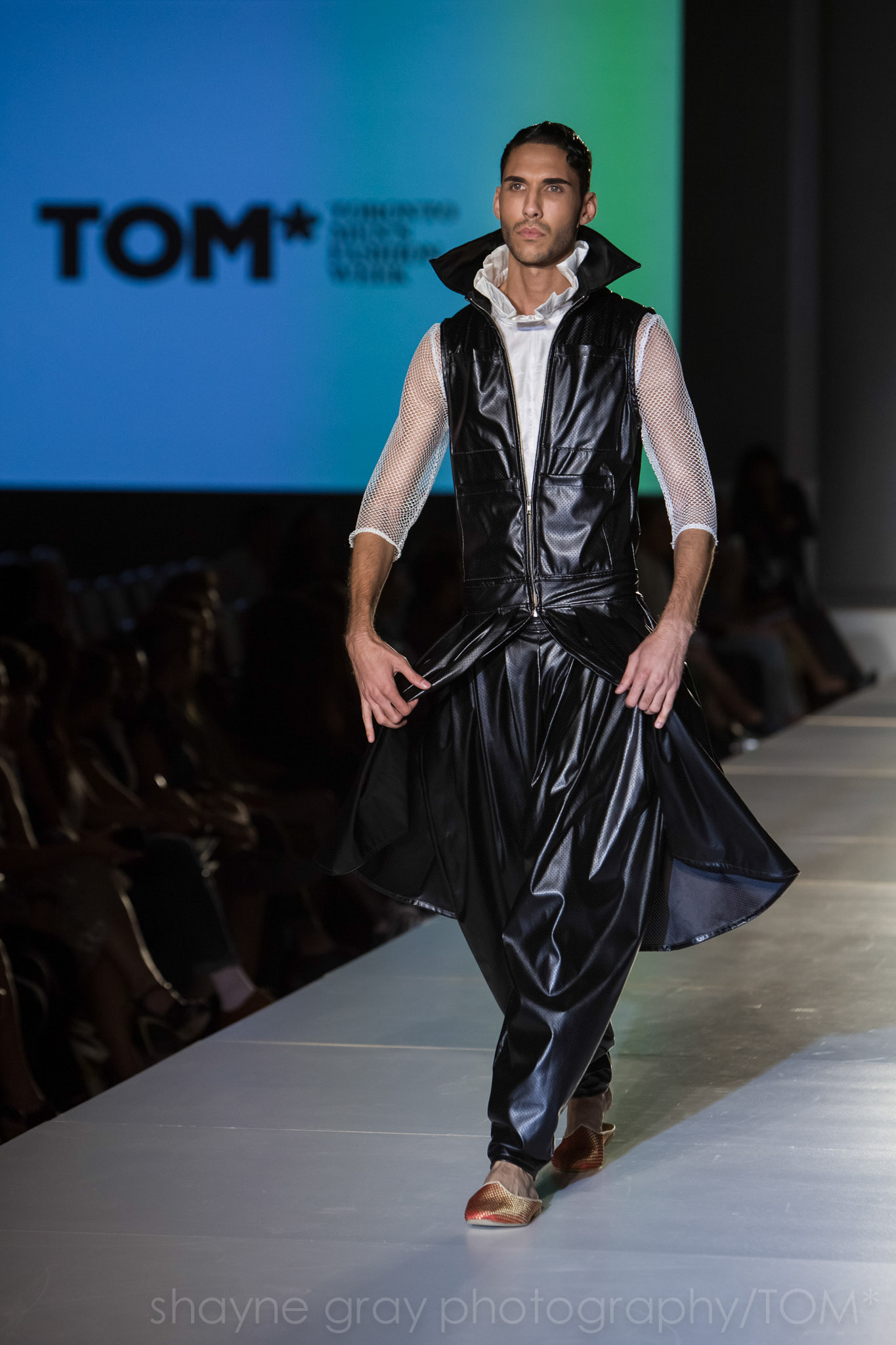 Shayne-Gray-Toronto-men's-fashion_week-TOM-l'uomo-strano-8645.jpg