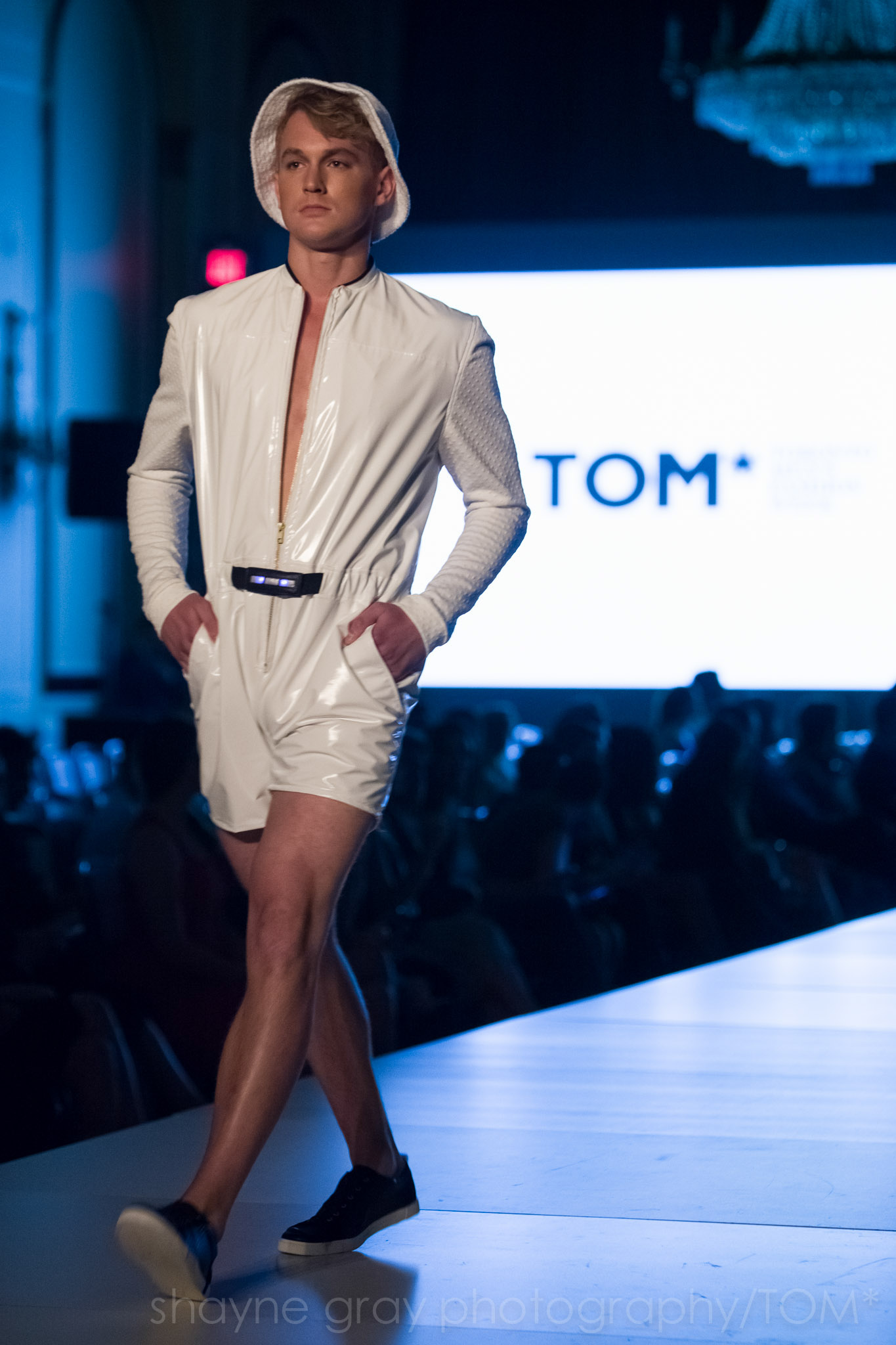 Shayne-Gray-Toronto-men's-fashion_week-TOM-wearables-wearable-technology-8737.jpg