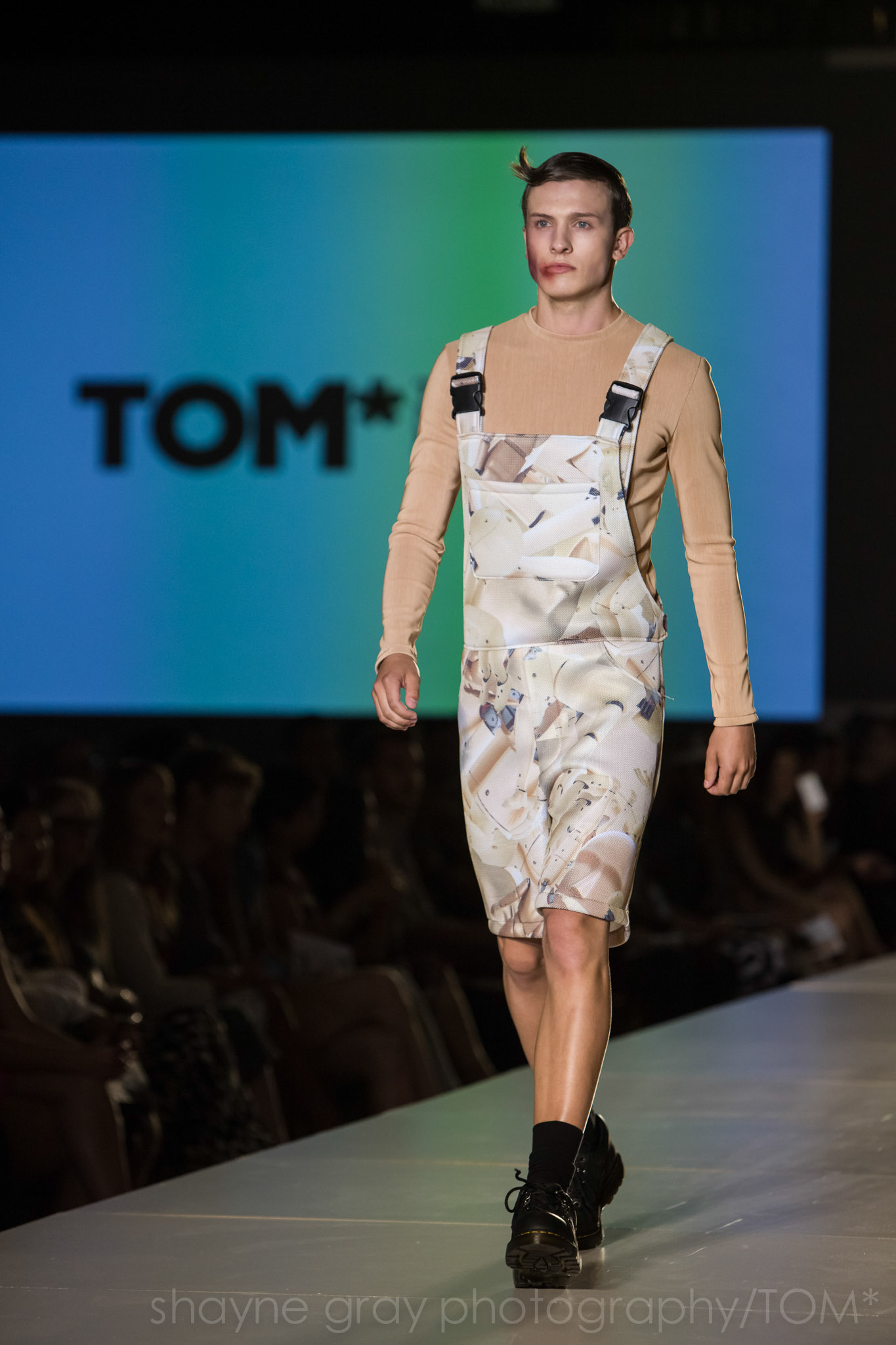 Shayne-Gray-Toronto-men's-fashion_week-TOM-lafaille-7636.jpg