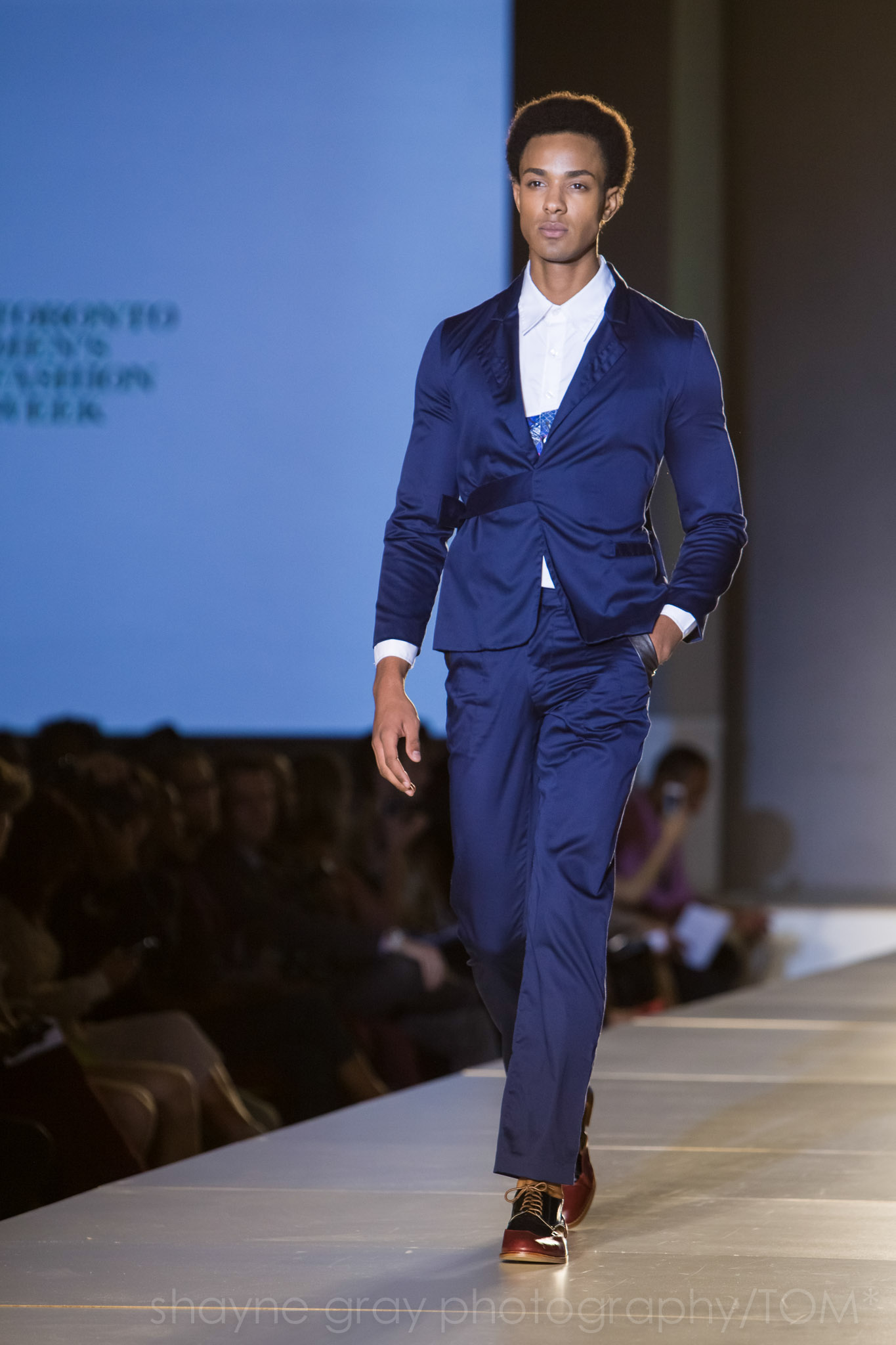 Shayne-Gray-Toronto-men's-fashion_week-TOM-paul-nathaphol-7959.jpg