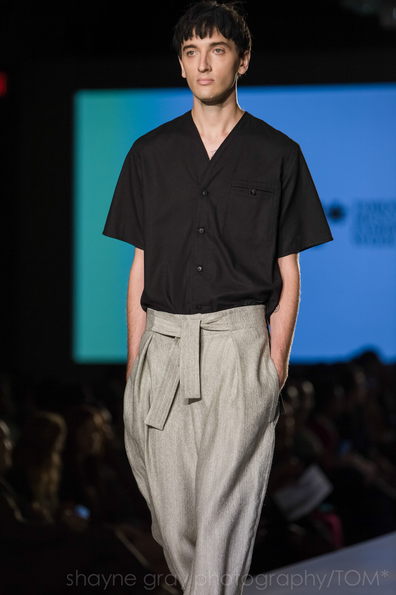 Shayne-Gray-Toronto-men's-fashion_week-TOM-christian-l'enfant-roi-6482.jpg