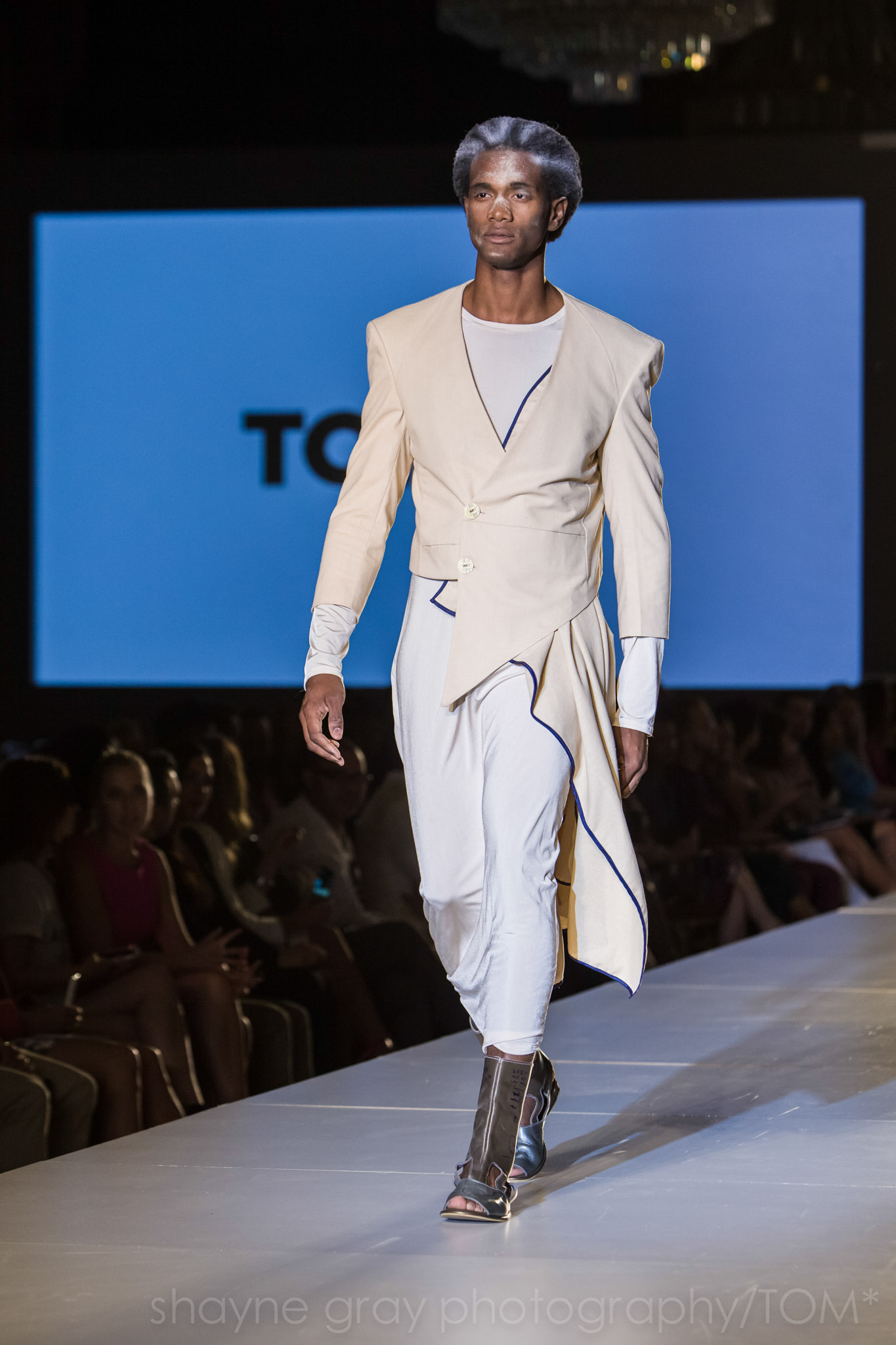 Shayne-Gray-Toronto-men's-fashion_week-TOM-jose-duran-7678.jpg