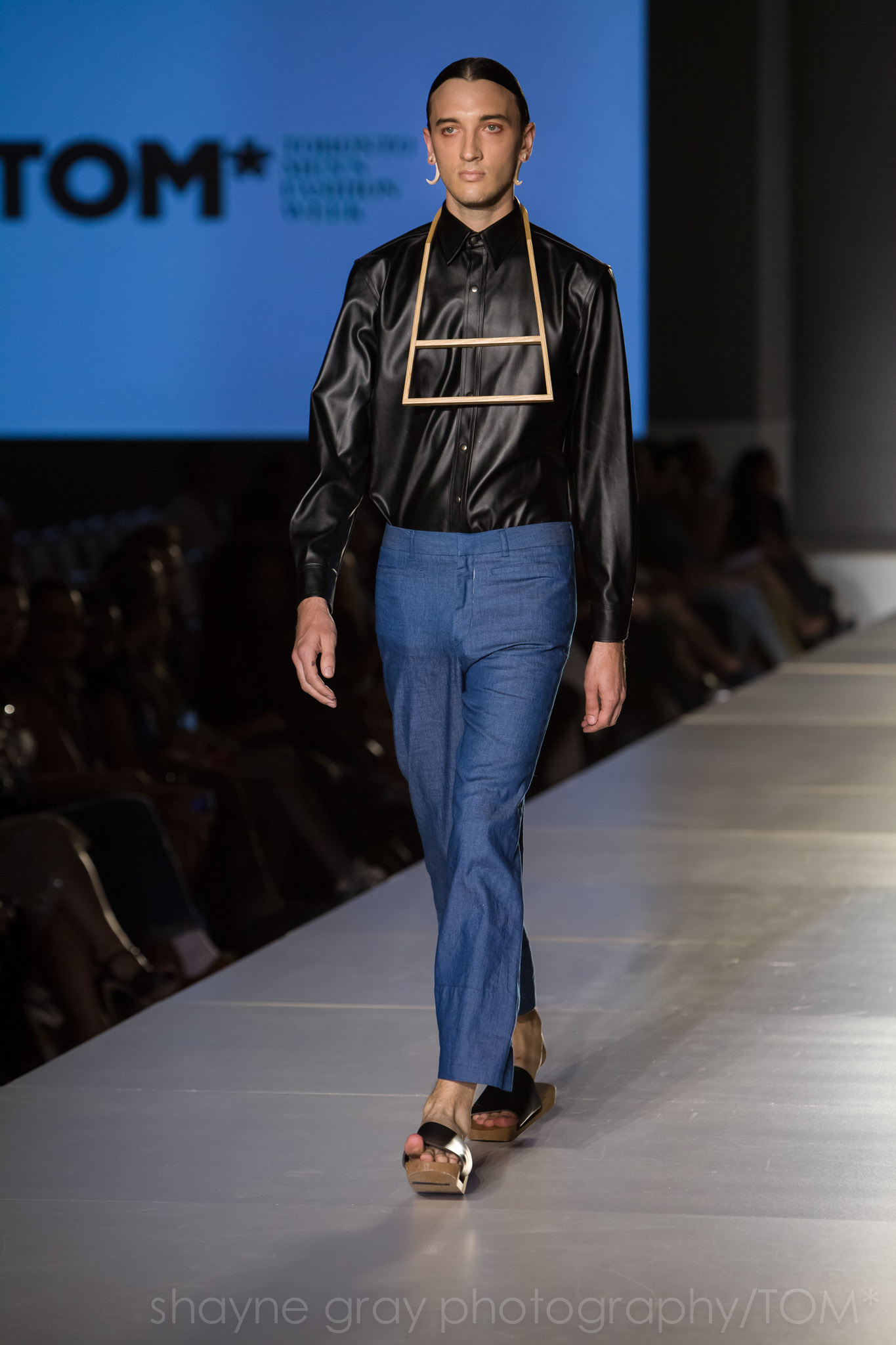 Shayne-Gray-Toronto-men's-fashion_week-TOM-wrkdept-8663.jpg