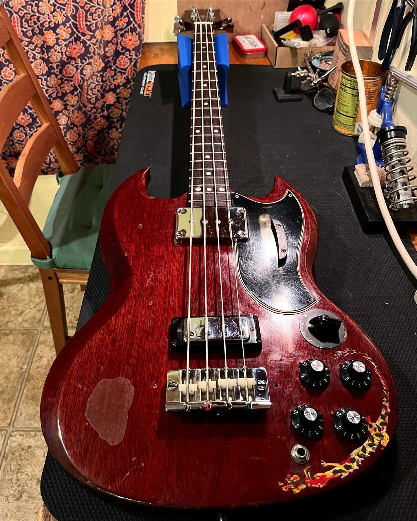So cool when a vintage instrument comes into the shop! Had the pleasure of getting this cherry red 1970(?) Gibson EB-3 back into playing shape for @dylanwilsonbass. The bridge had some serious forward pull and the truss rod was over-tightened to comp
